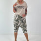 T-Shirt in edlem Materialmix - beige