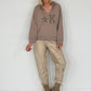 Hoodie mit Leo-Print und Nieten - taupe