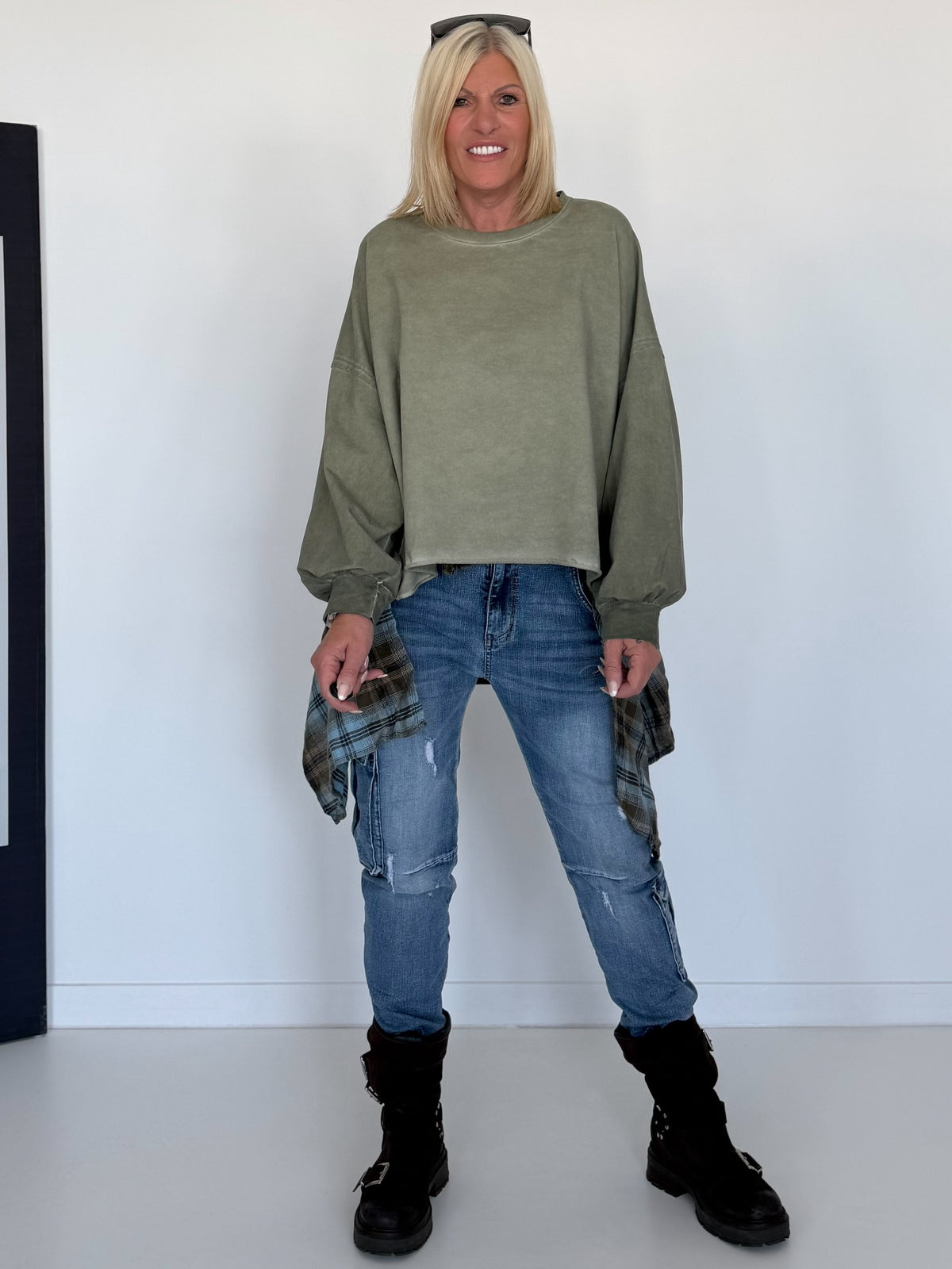 Boxy sweater Smile - olive