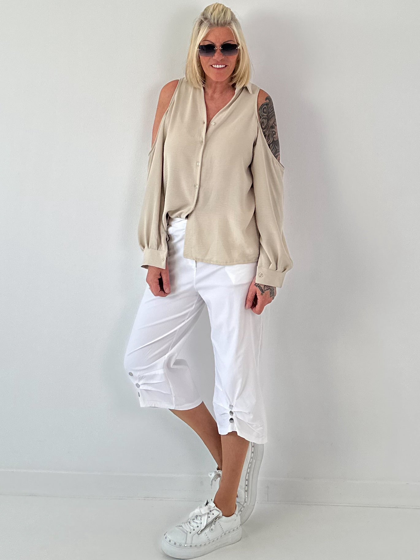 Bluse mit cold shoulder Detail - beige