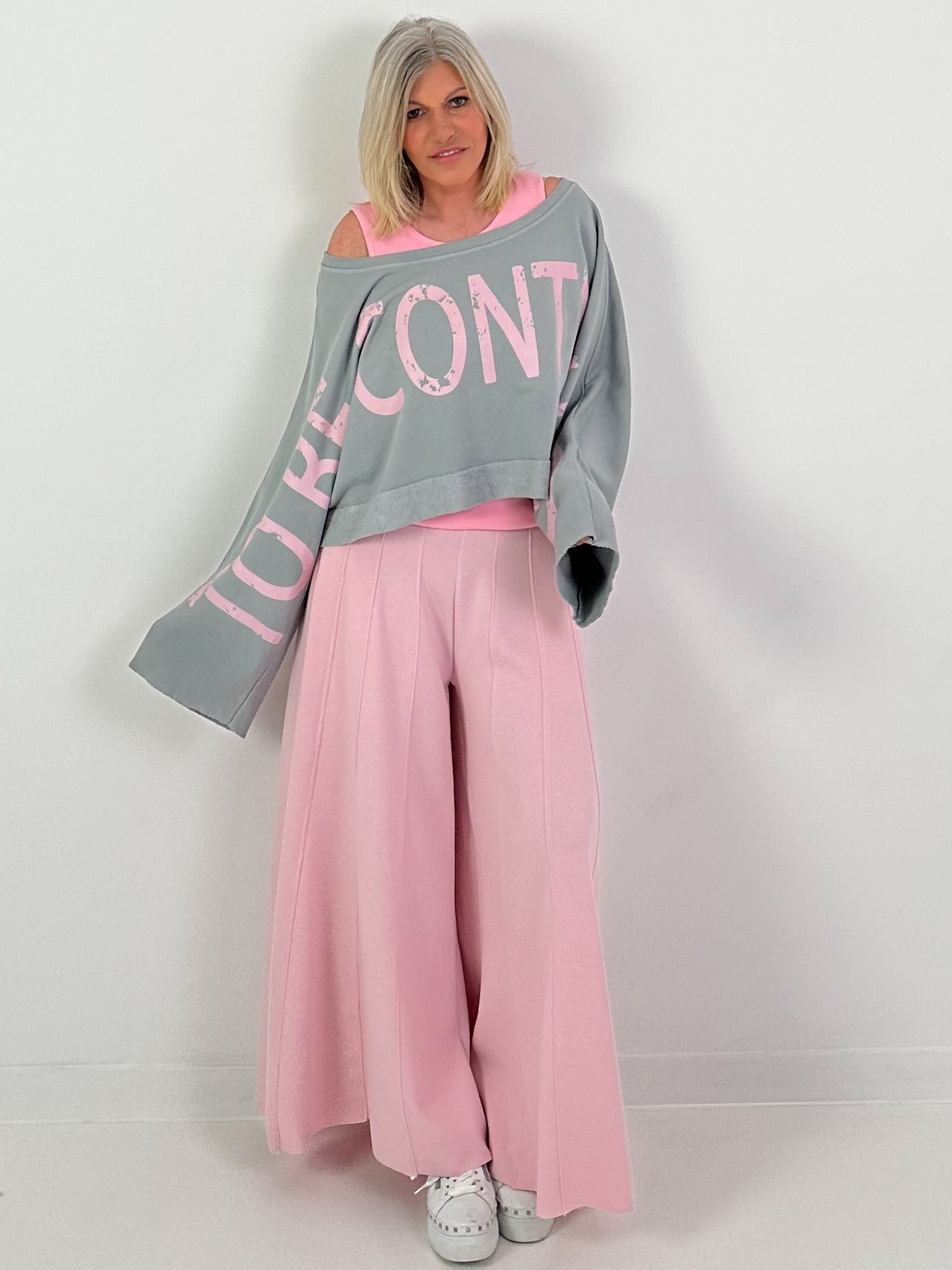 Cropped Sweater - grey
