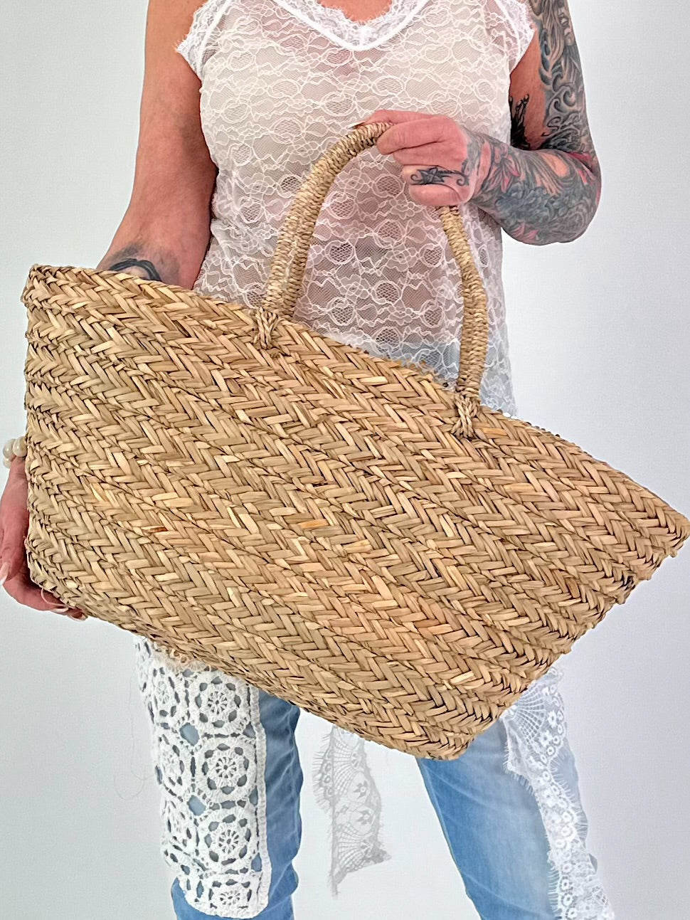XL Korb mit Pailletten- und Perlendetails - beige