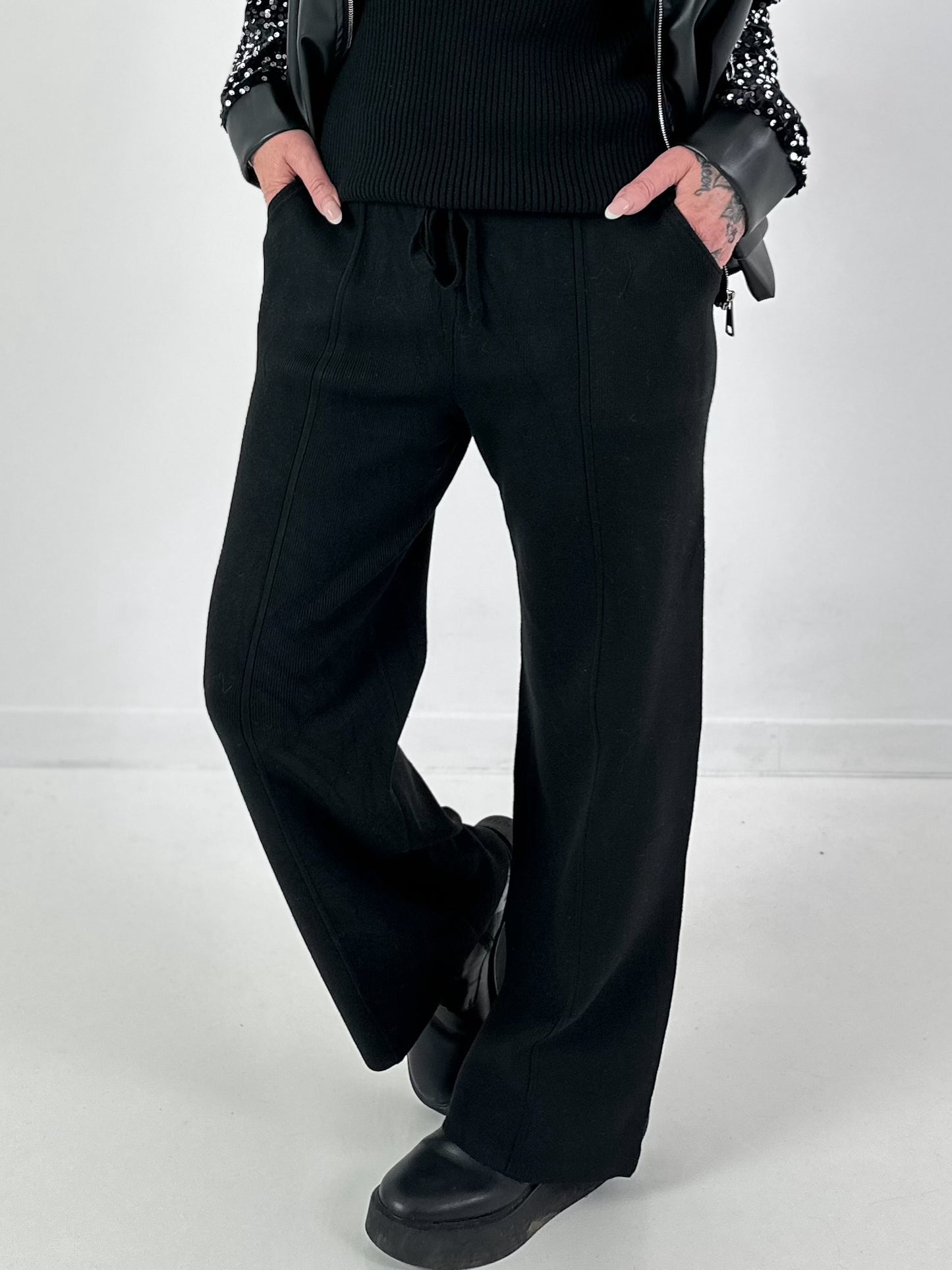 Knit trousers model "Weave&amp;Wear" - black