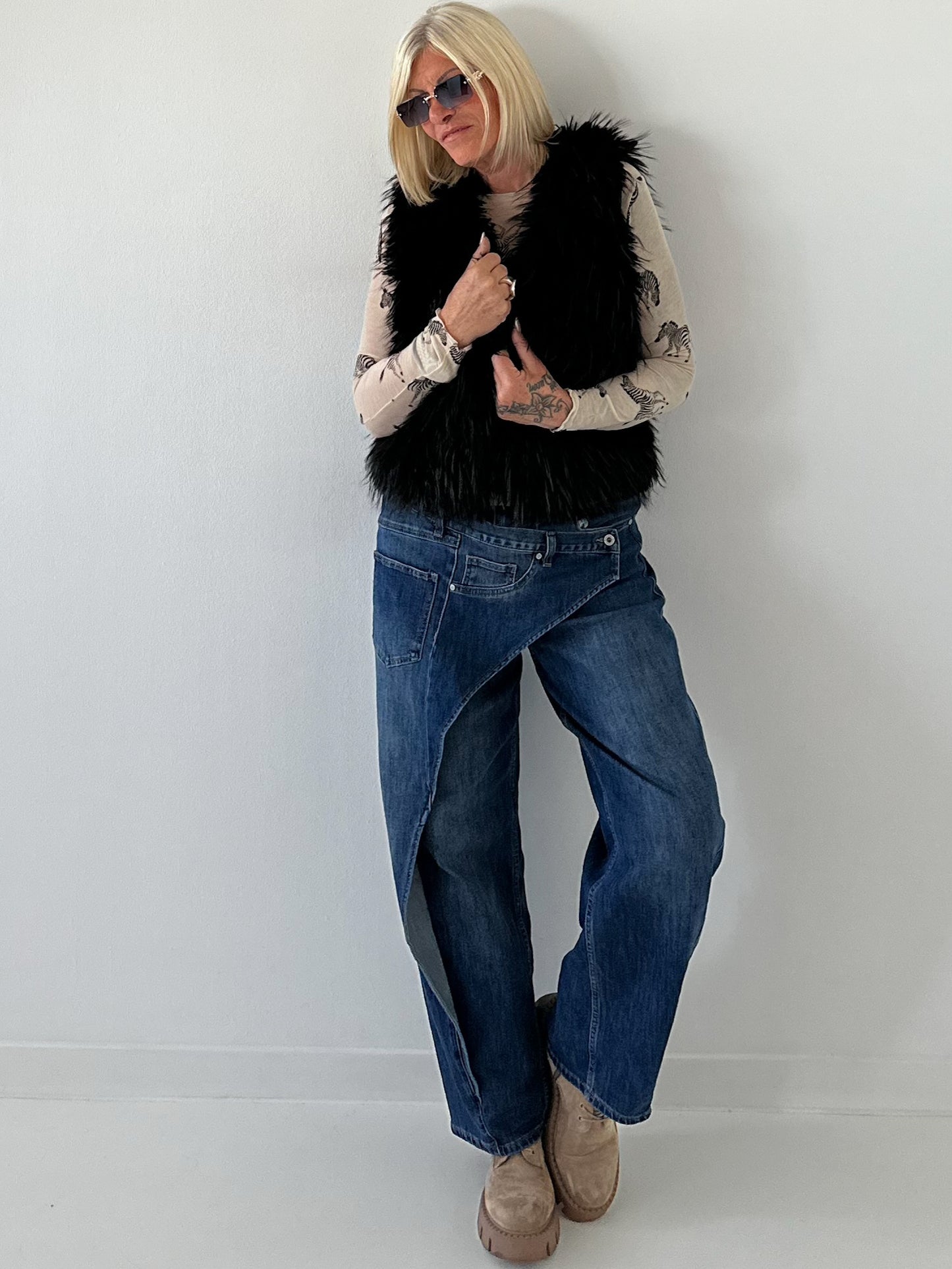 Stylische fake Fell Weste - schwarz