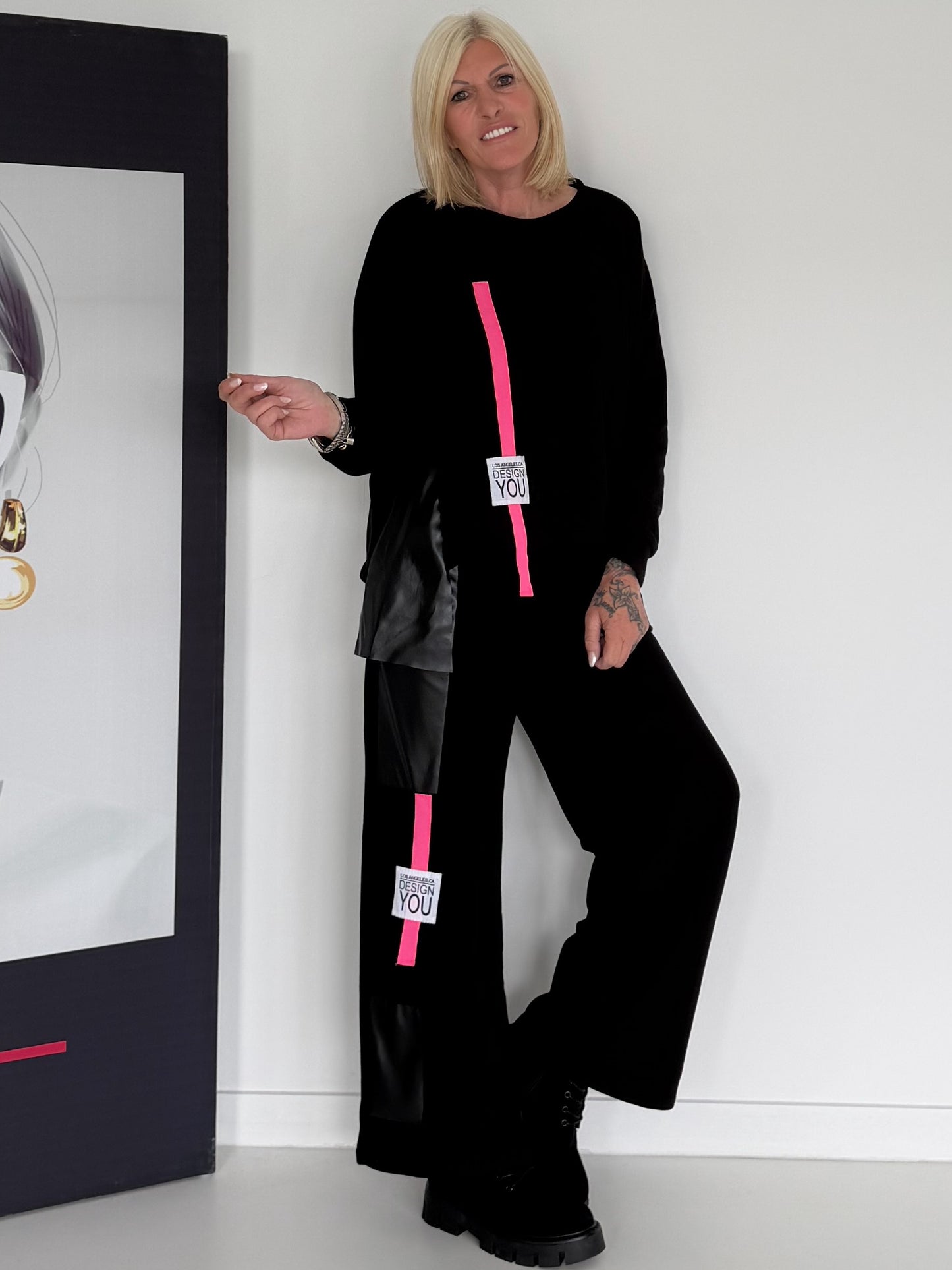 Stylischer Zweiteiler mit Lederoptik- und Kord-Details - schwarz