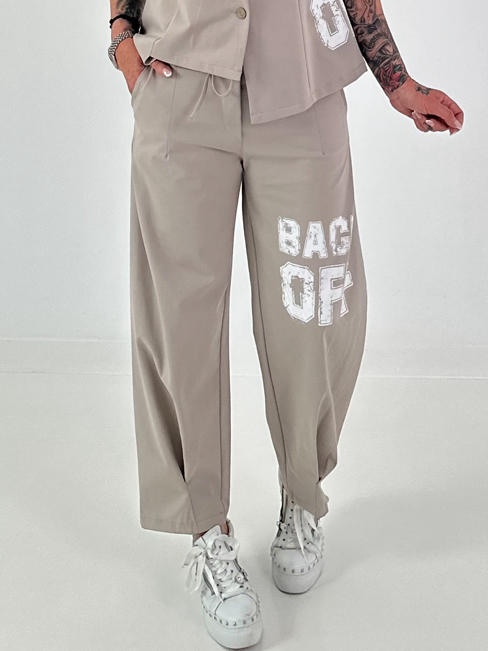 Hose BACK OFF - taupe