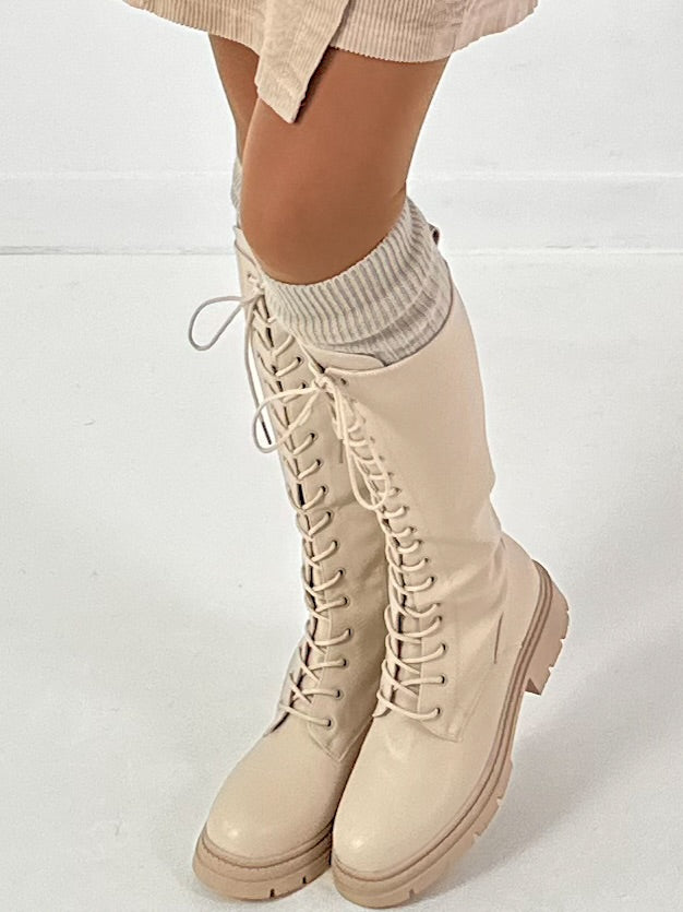 Boots model "Lacoria" - beige