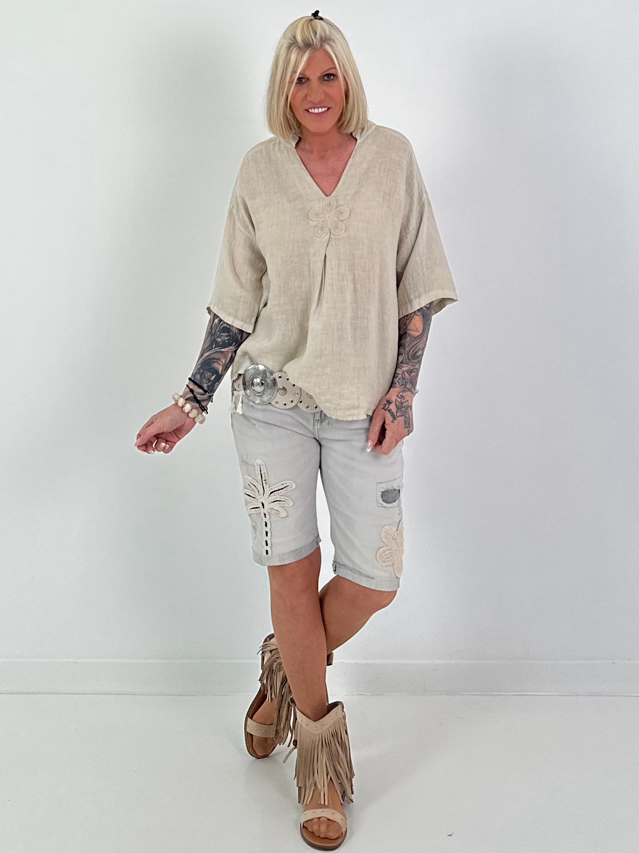 Linen shirt with crocheted flower appliqué - beige