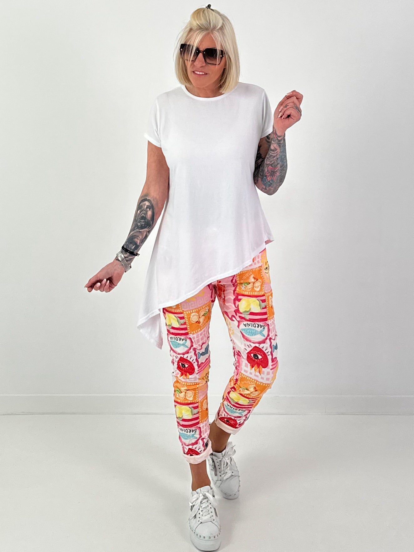 Hose mit All-Over Print-Mix - rosa-mehrfarbig
