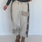 Hose mit City-Statement-Print - beige
