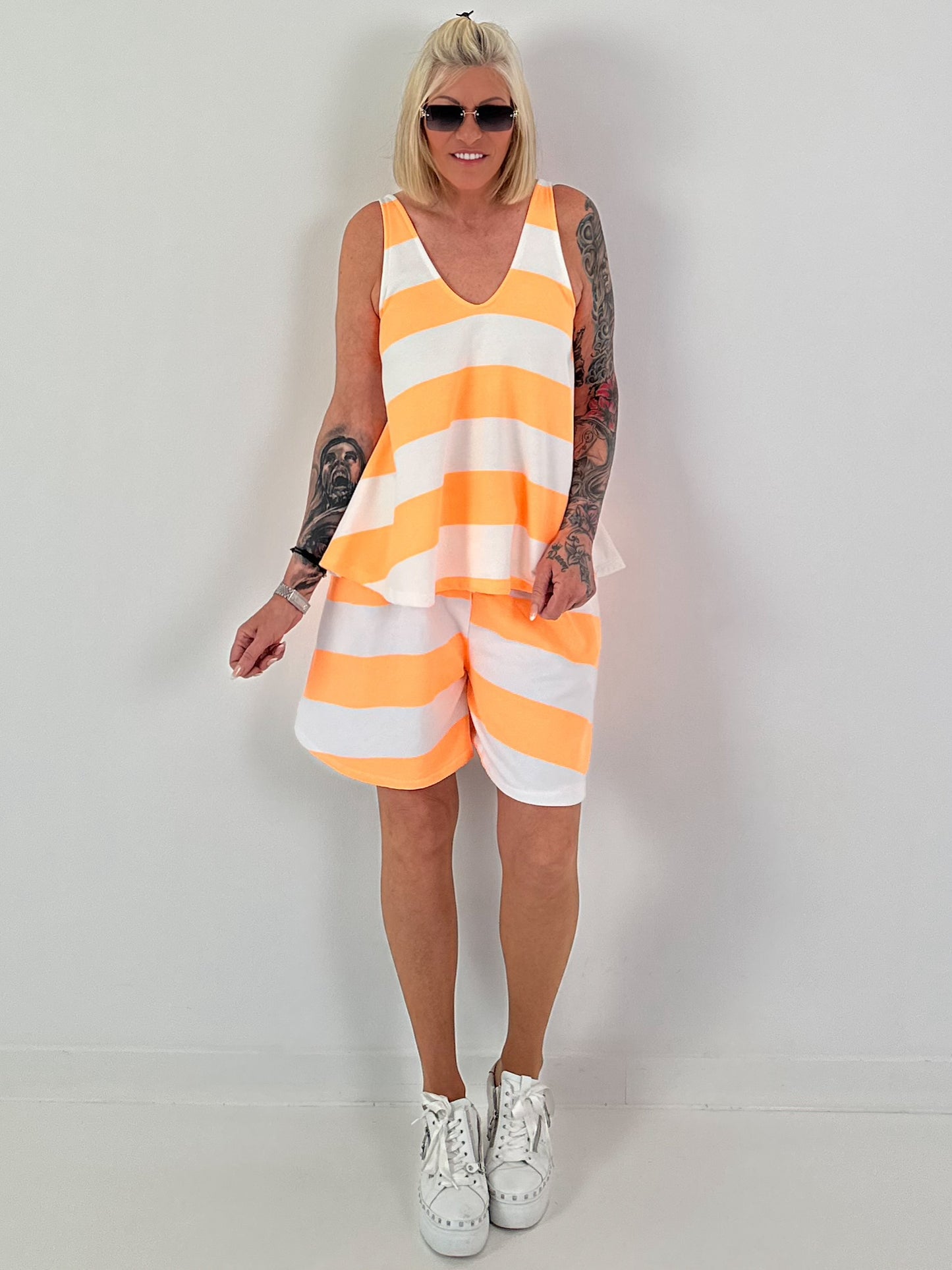 Two-piece with block stripes - white-neon orange