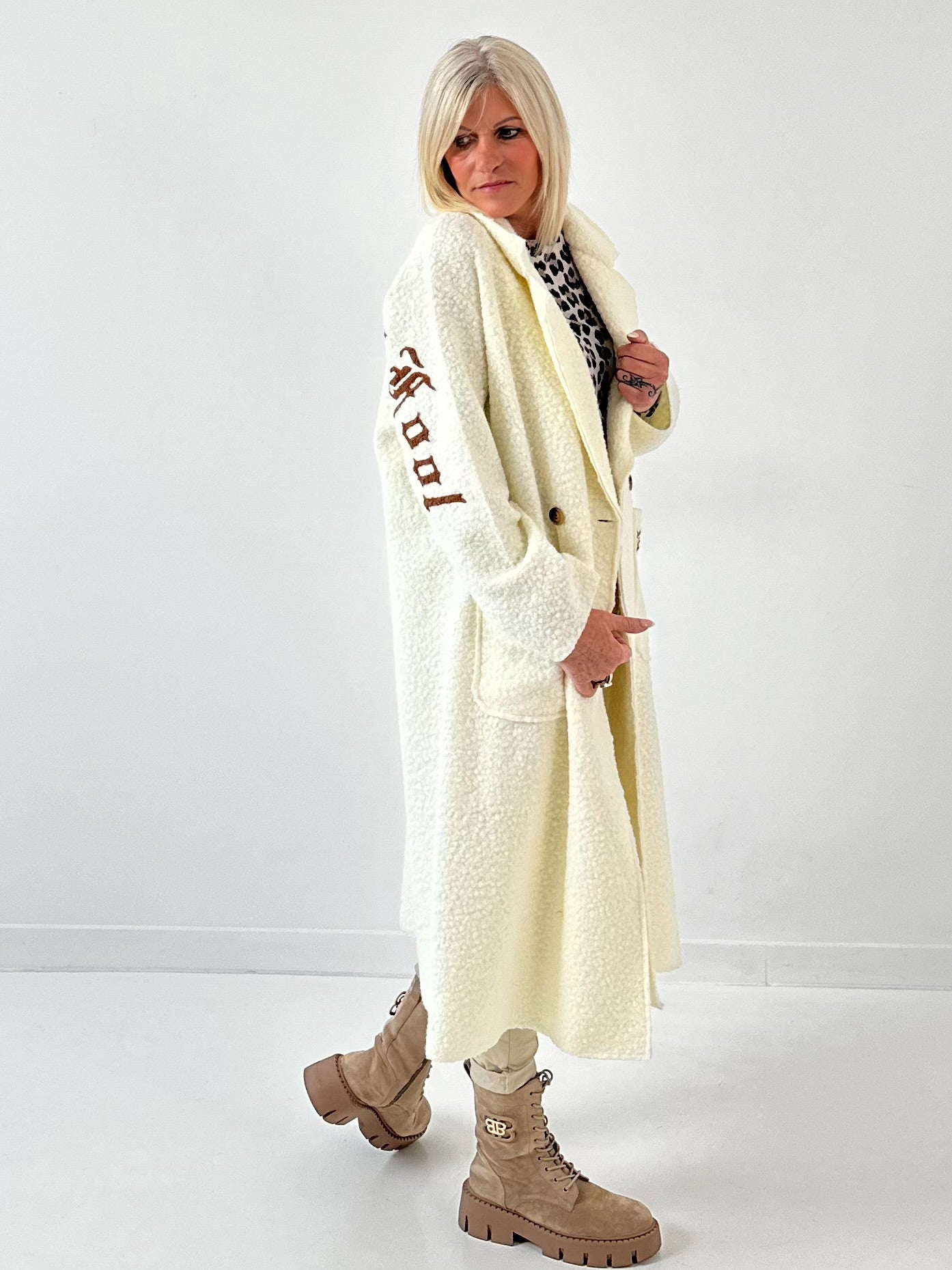 Bouclé jas model "Ecru Edge" - ecru