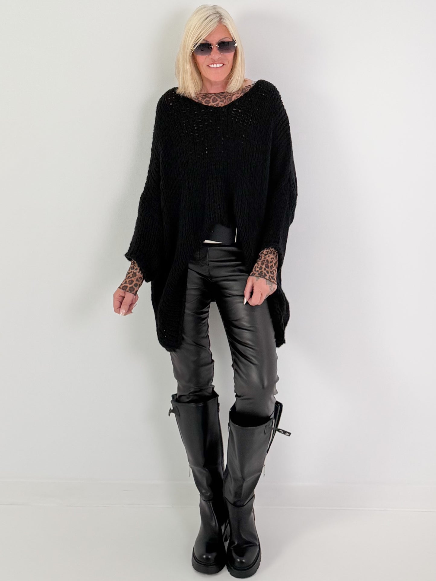 Soft Oversized Chunky Knit Jumper - black
