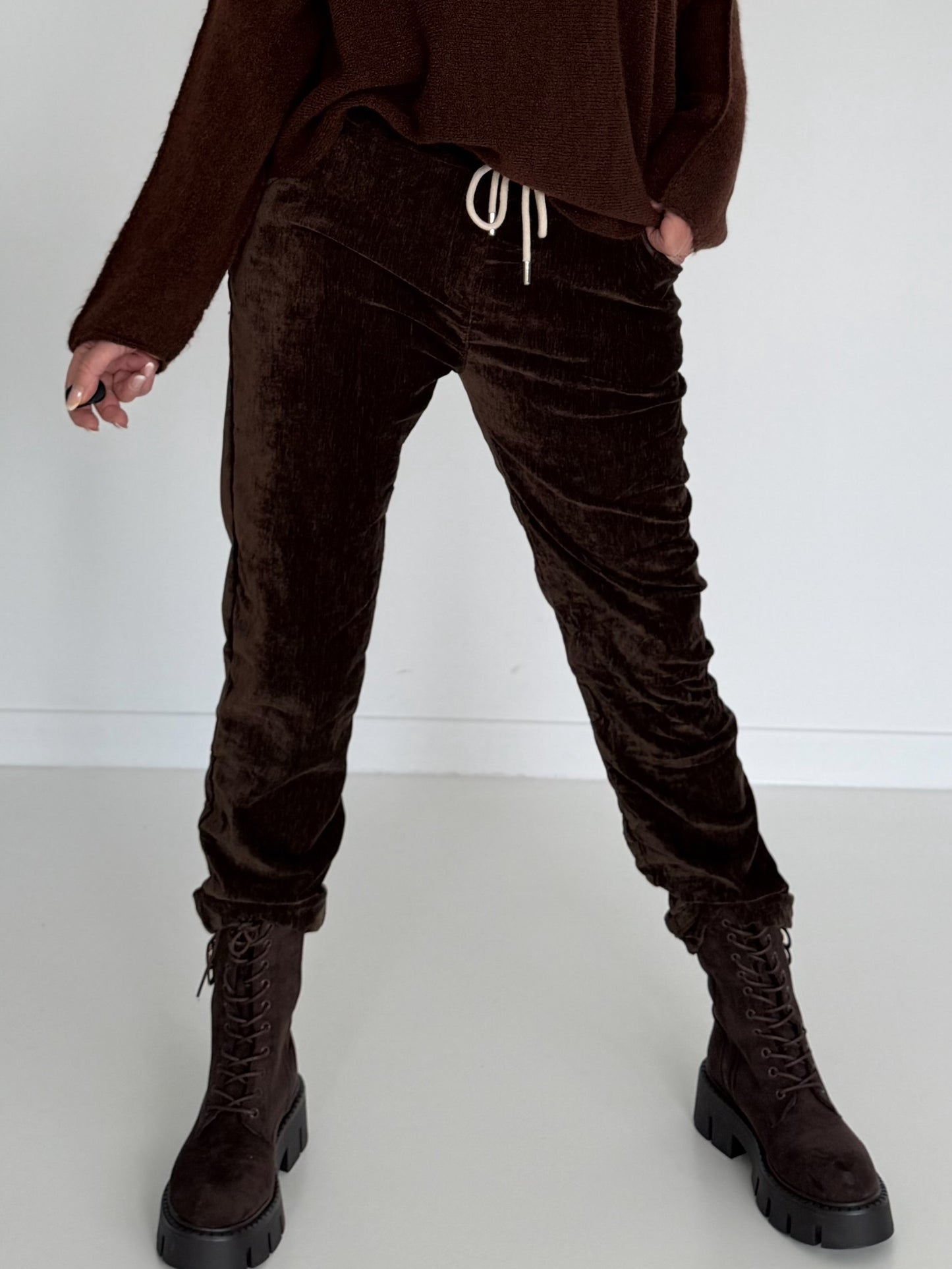 Hose in Knit-Look mit elastischem Bund - mokka