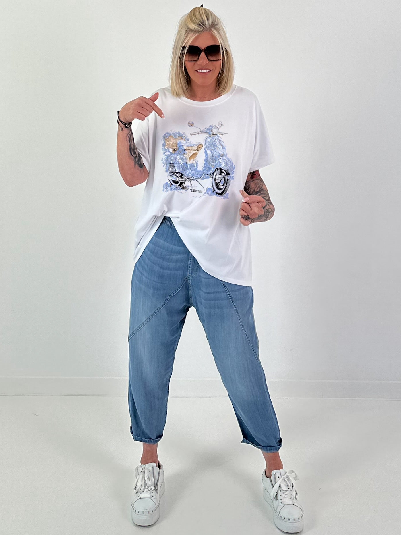 T-Shirt Vespa - white-light blue