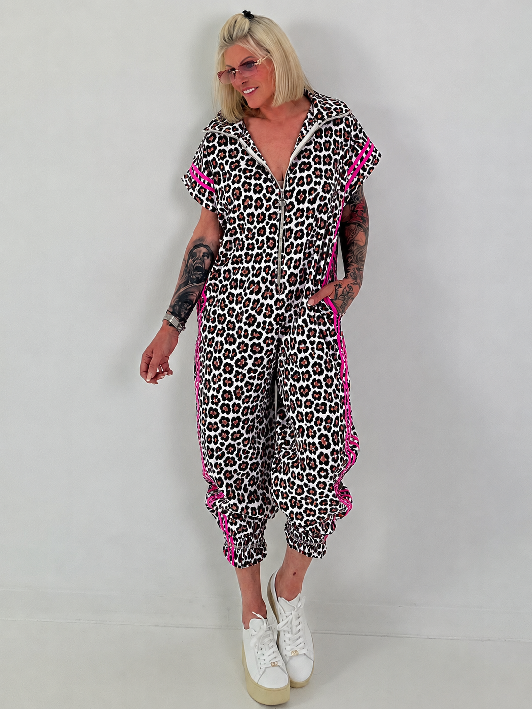 Overall mit kurzem Arm-leo- pink