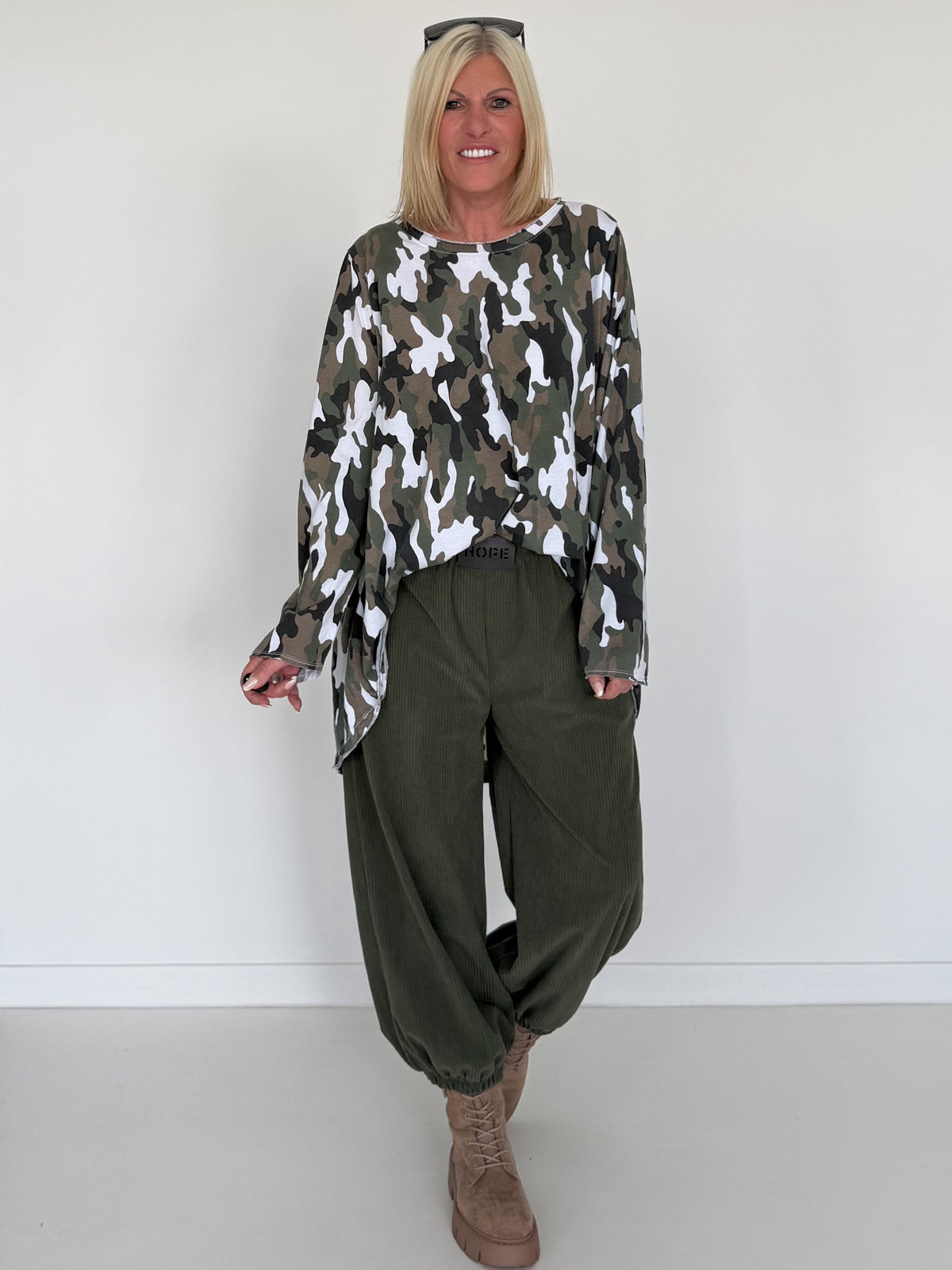 Shirt in all-over camouflage look - white-multicolored
