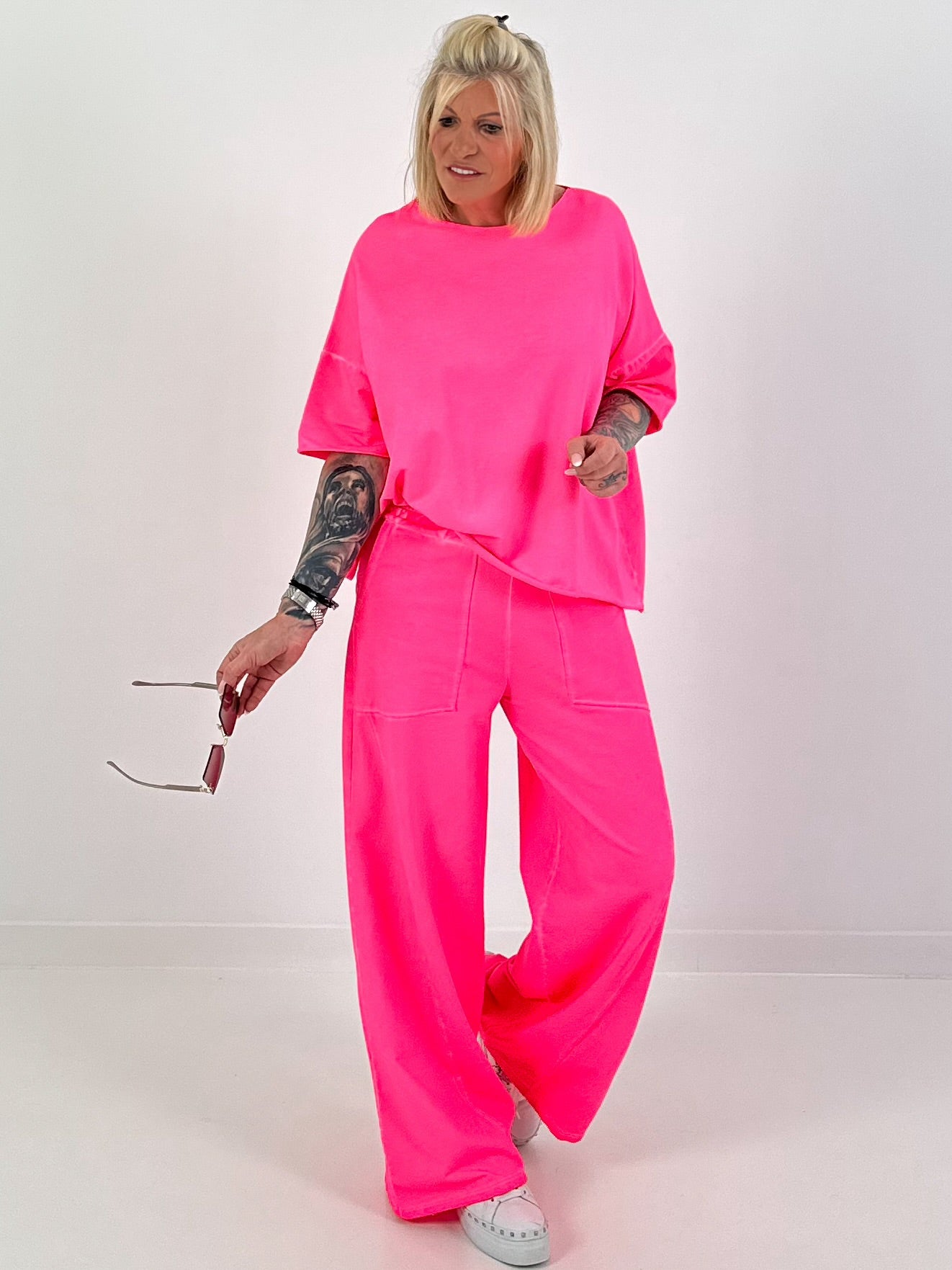 Short-sleeved sweater - neon pink