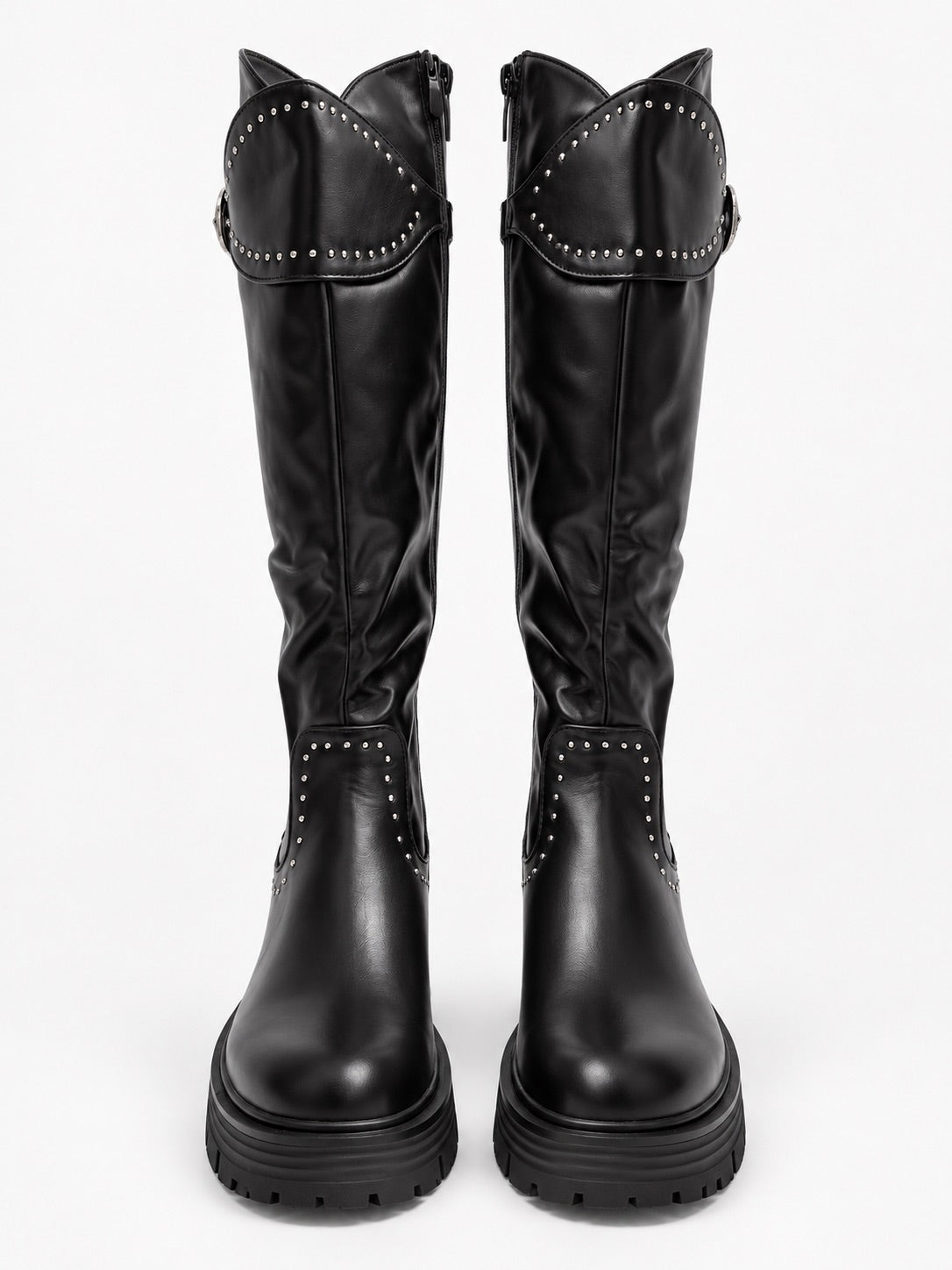 Statement-Stiefel in Lederoptik mit Nieten - schwarz