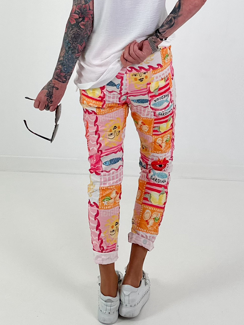 Hose mit All-Over Print-Mix - rosa-mehrfarbig