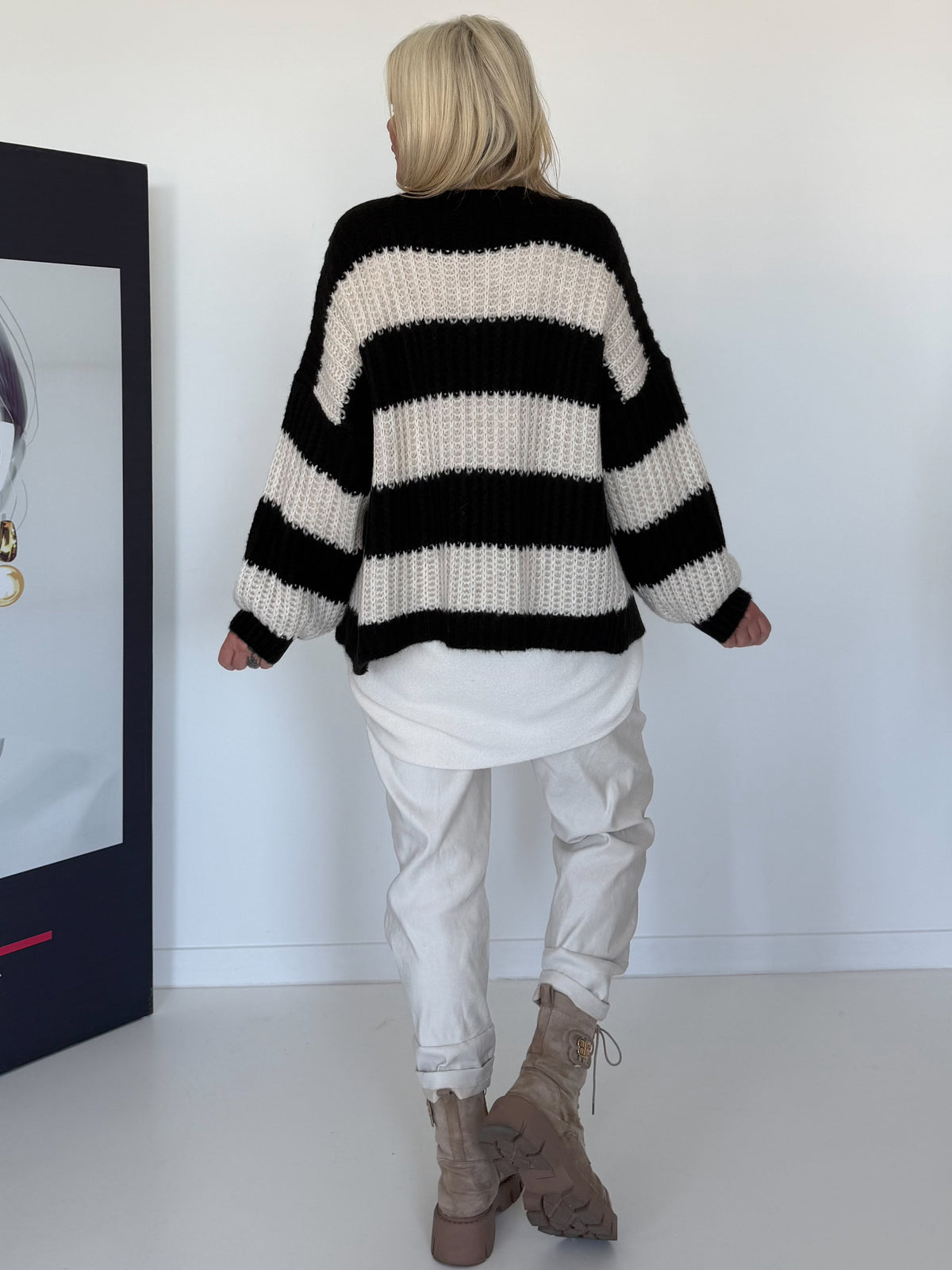 Strickjacke mit Blockstreifen - schwarz-beige