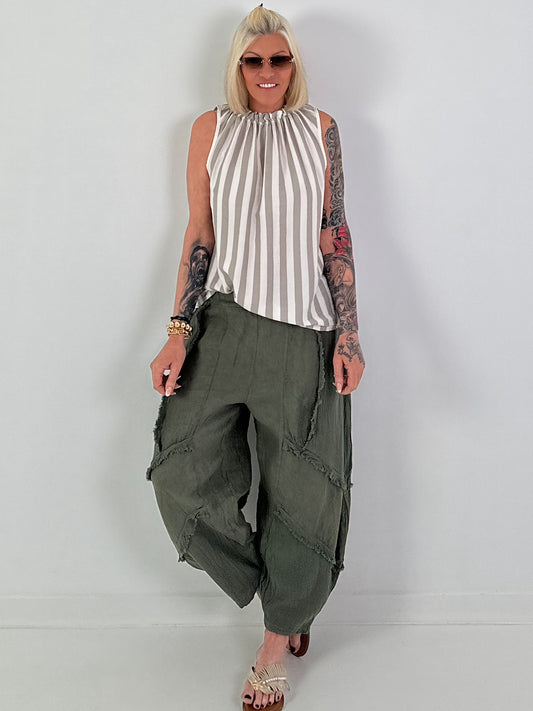 Striped top with ruffled collar - taupe-beige