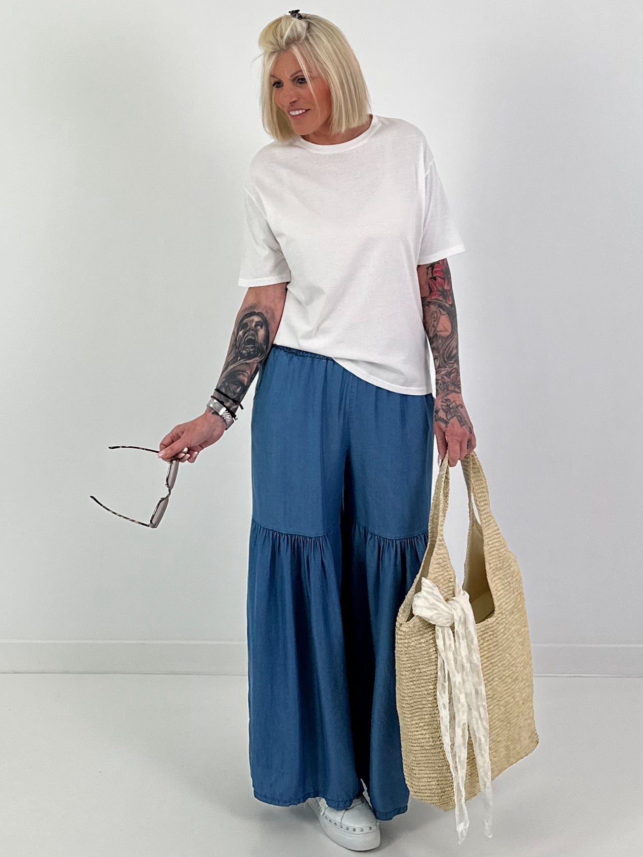 T-shirt with glitter details - white