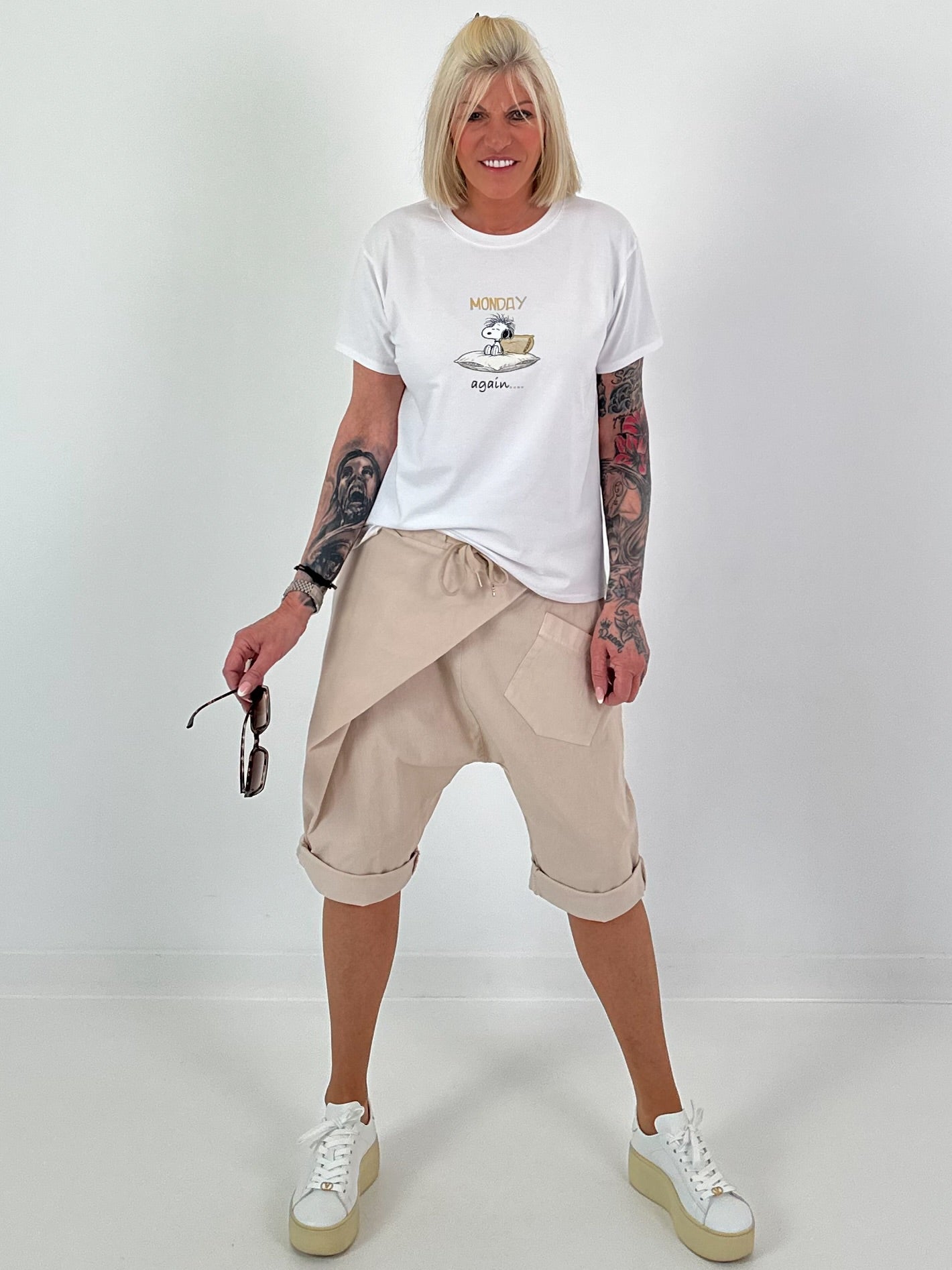 T-Shirt Monday - white