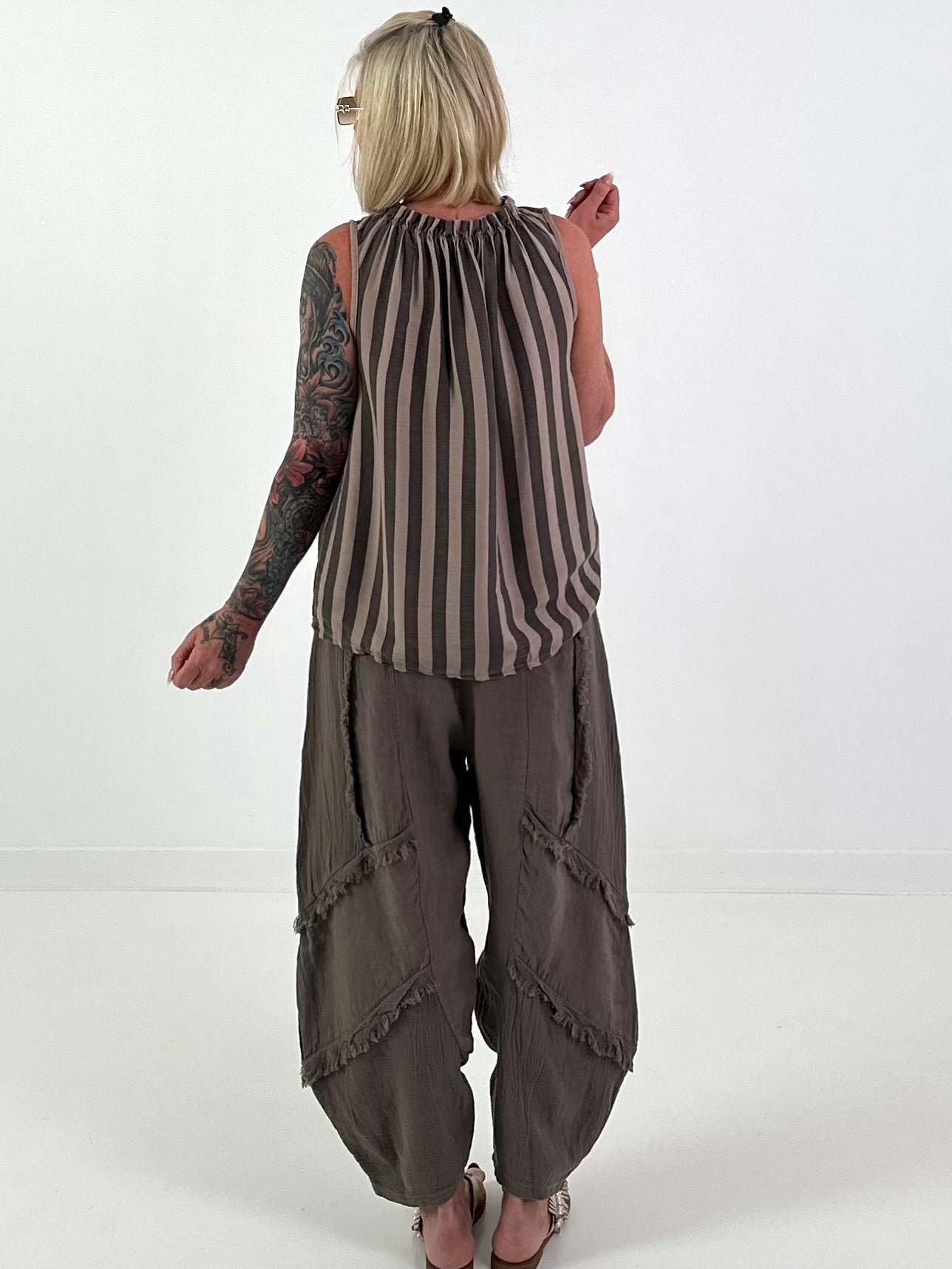 Striped top with ruffled collar - taupe-dark brown