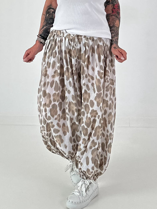 Leichte Pumphose mit stylischem Print  - weiss -mehrfarbig