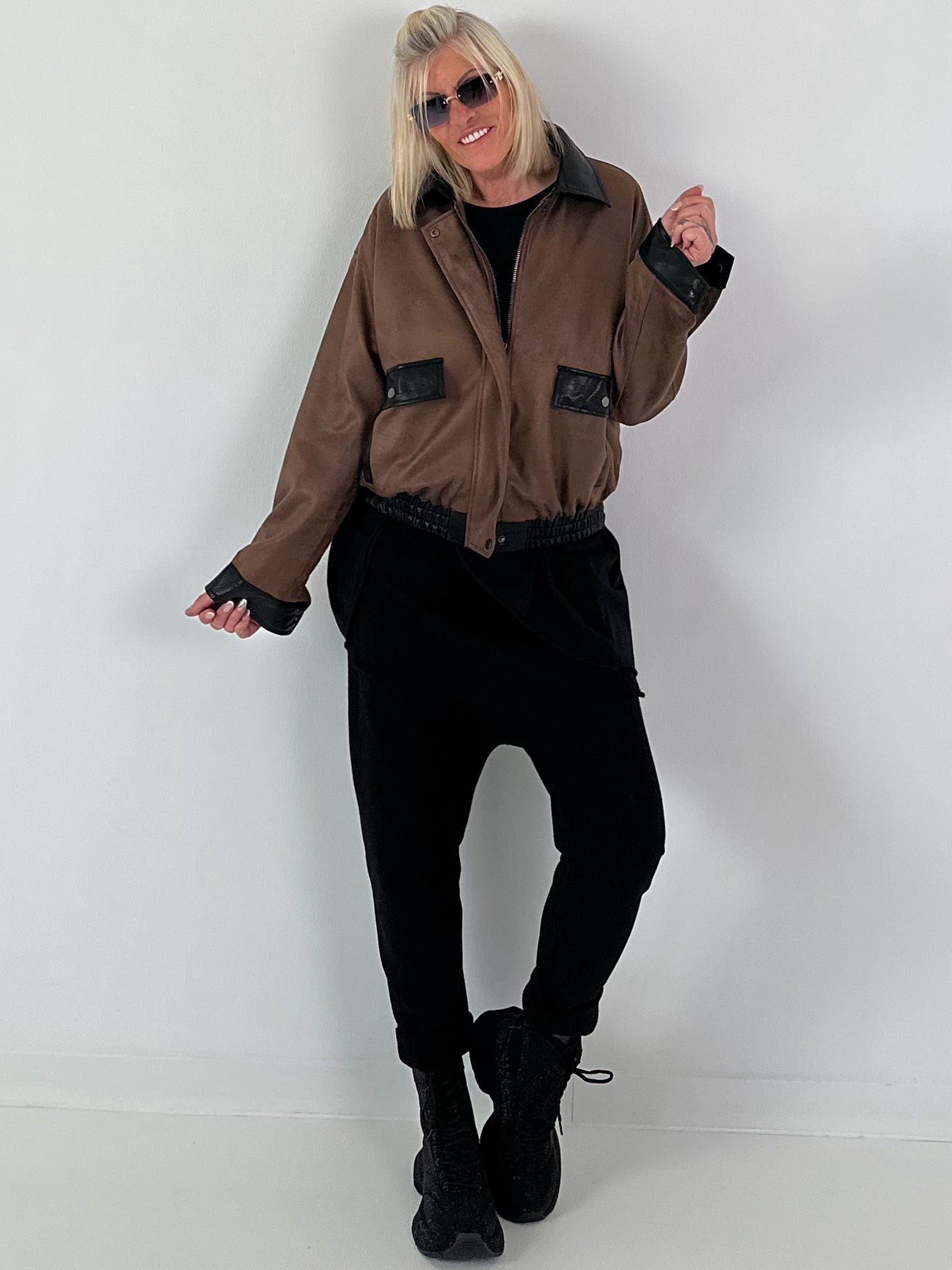Vintage blouson in leather look - mocha