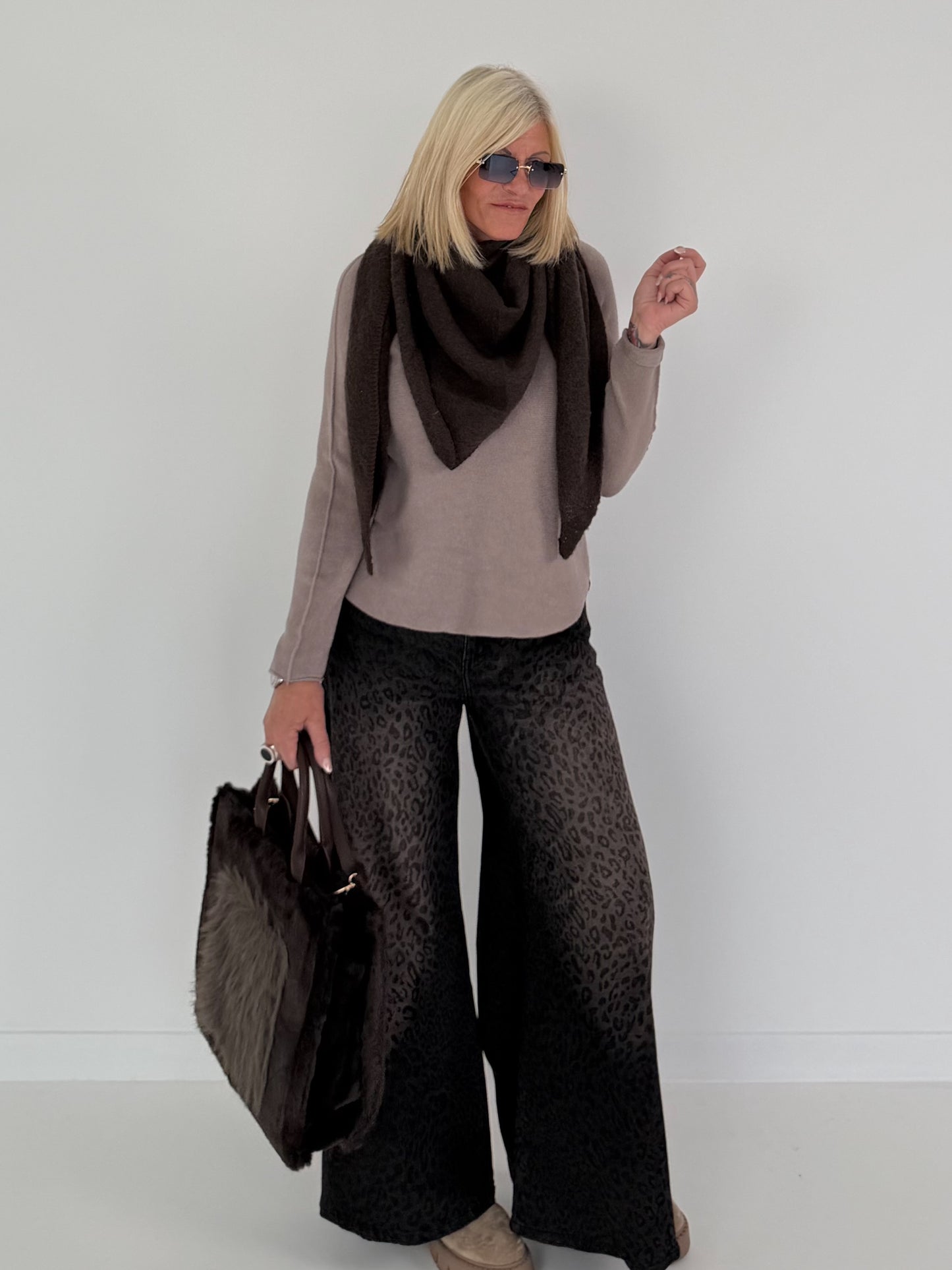 Weicher Basic Pullover - taupe