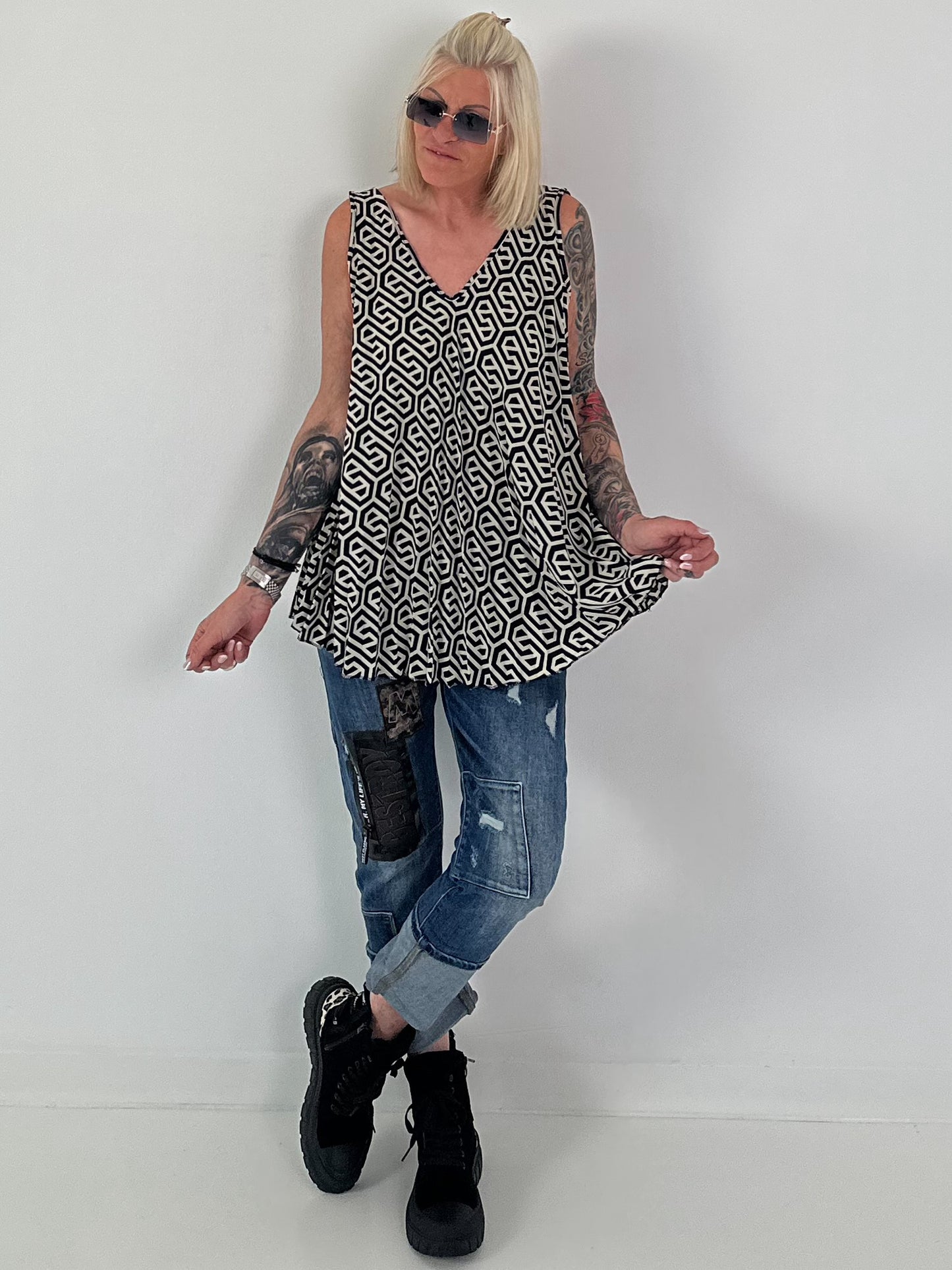 Plissee Long Top mit Grafik-Print - weiss-schwarz