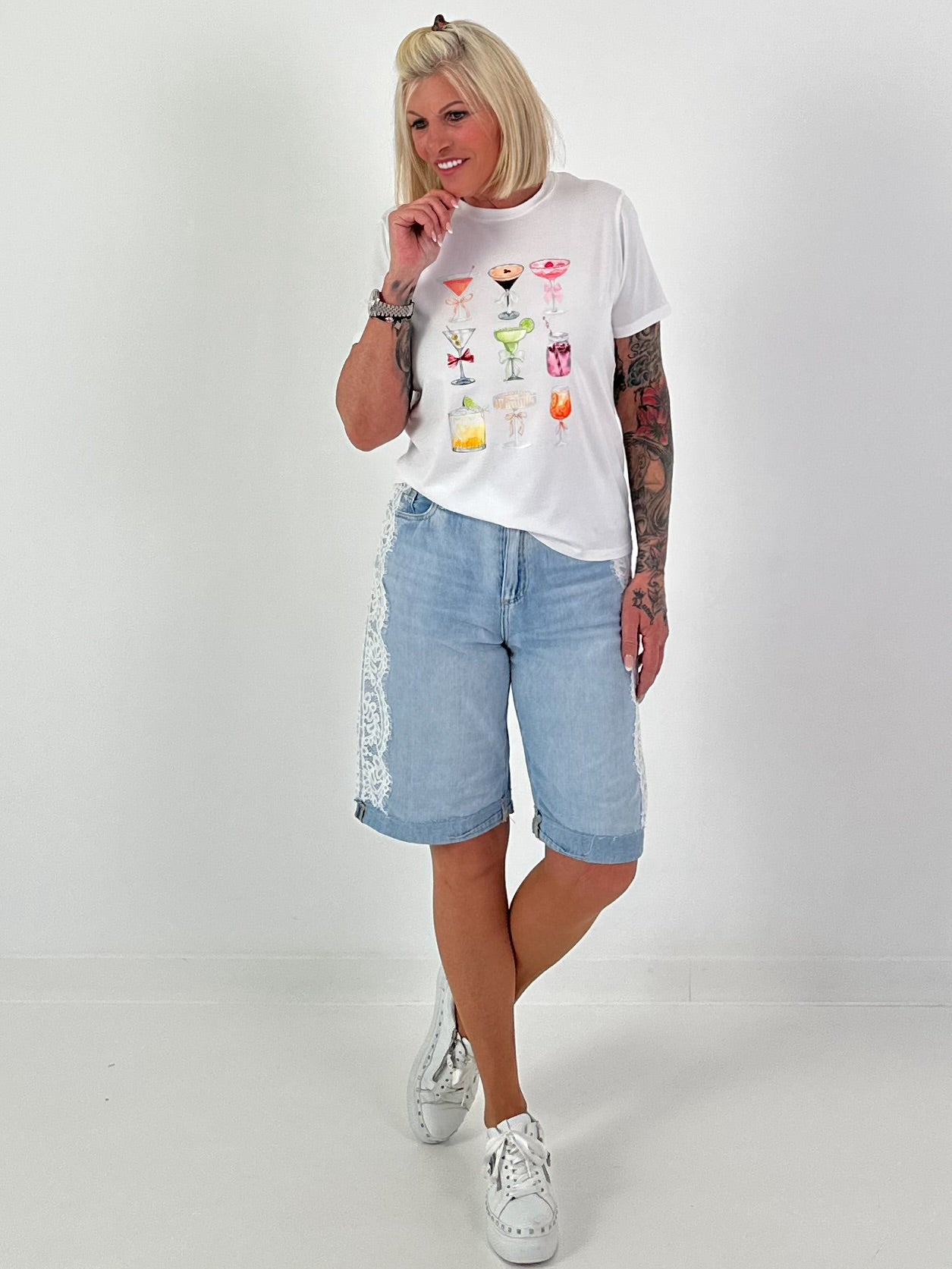 T-Shirt with Cocktail Print - White