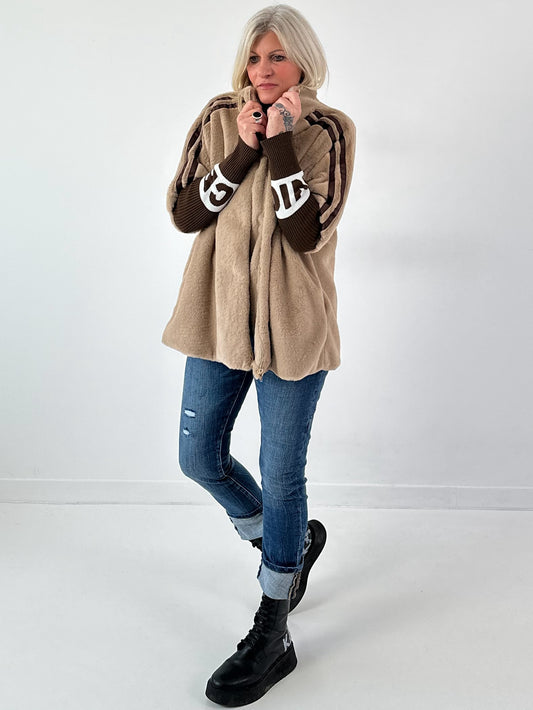 Bontjas met gebreide mouwen, model "Fluffline" - taupe