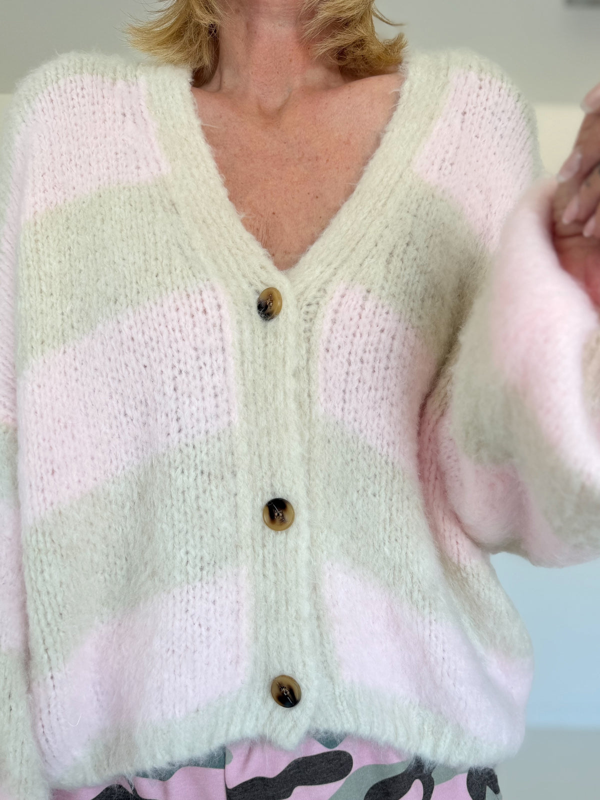 Cozy striped cardigan - beige-rose