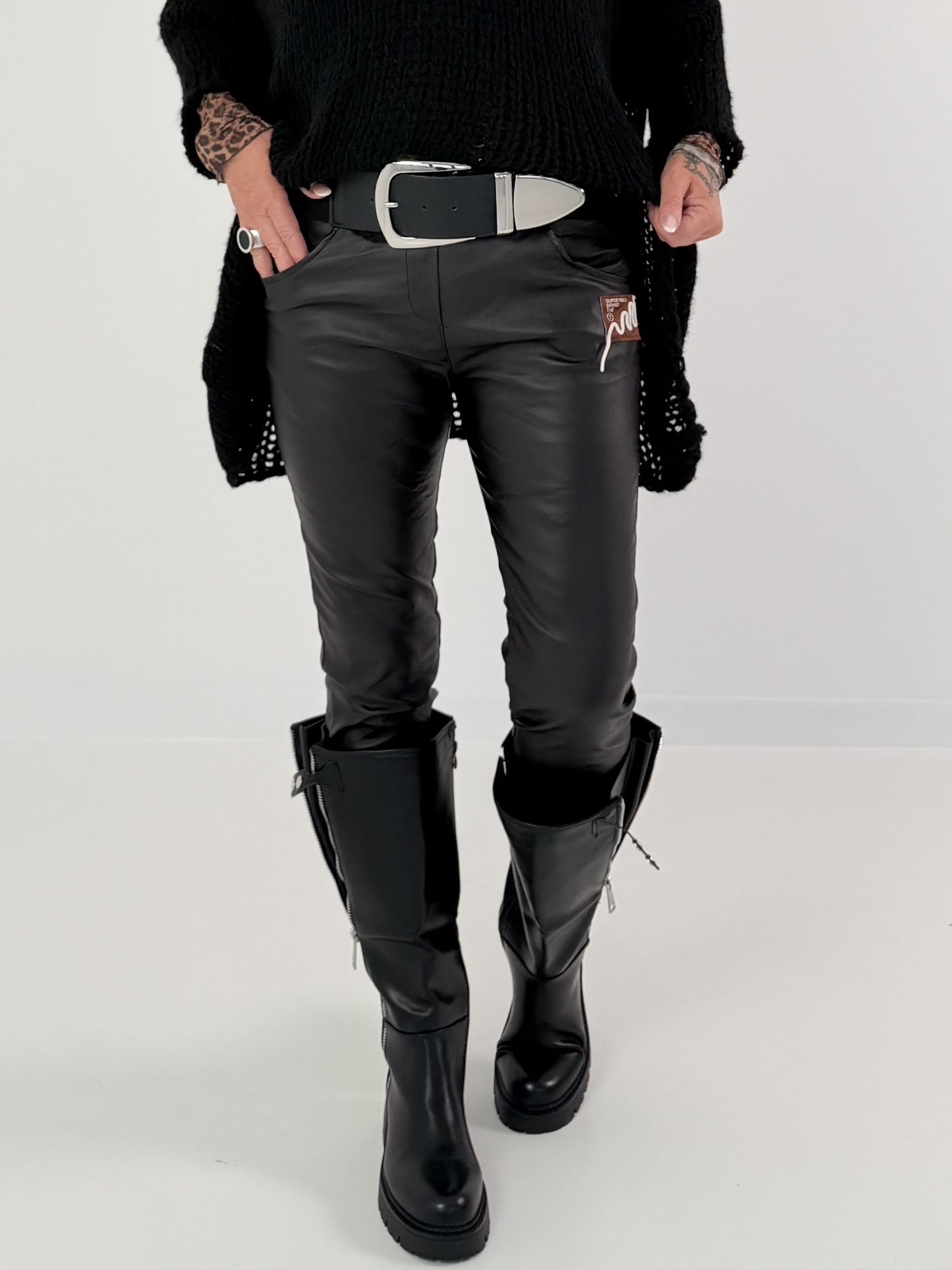 Vegan leather trousers with patch - black