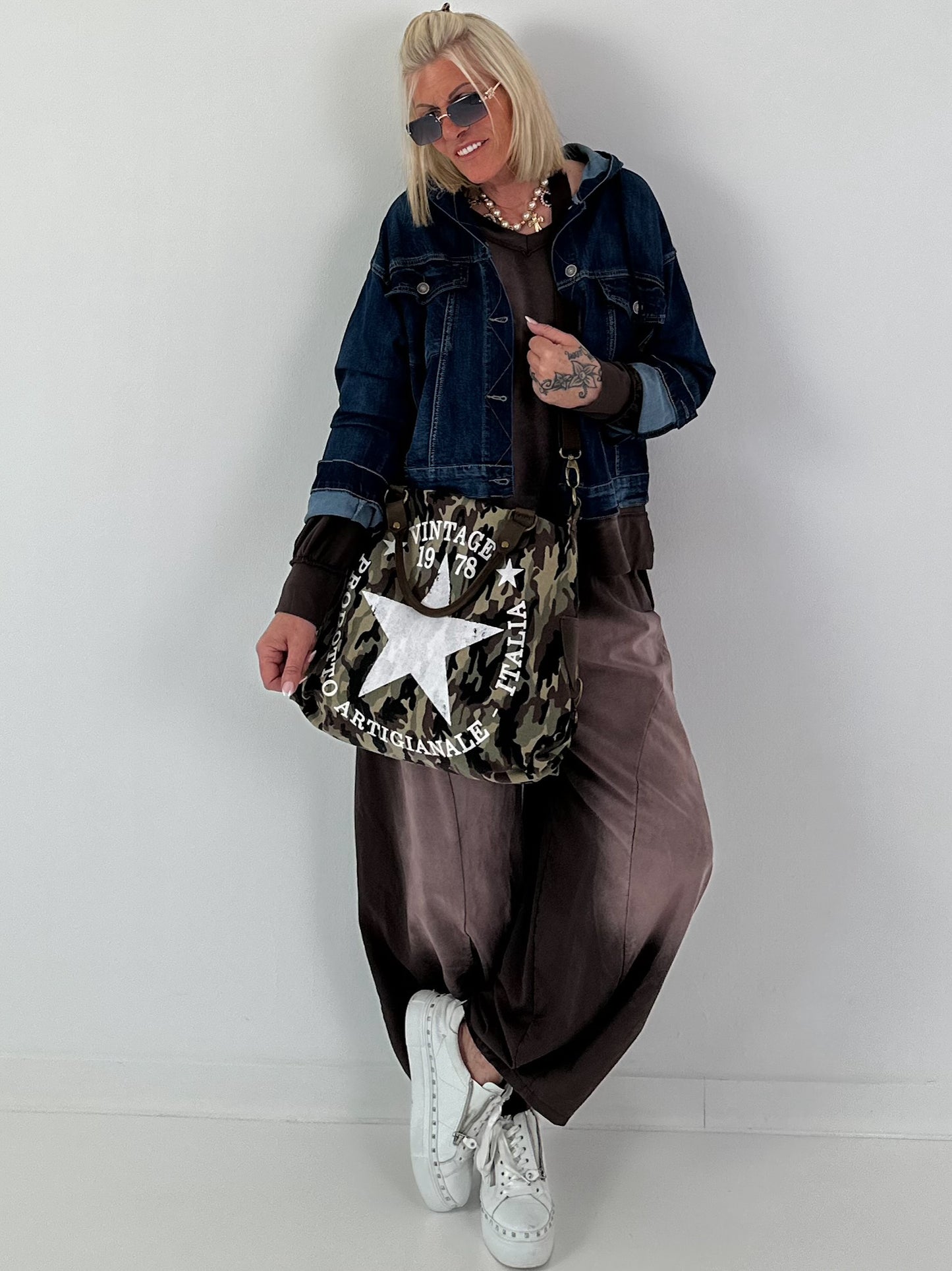 Lässiges Sweatshirt im Used-Look - mokka