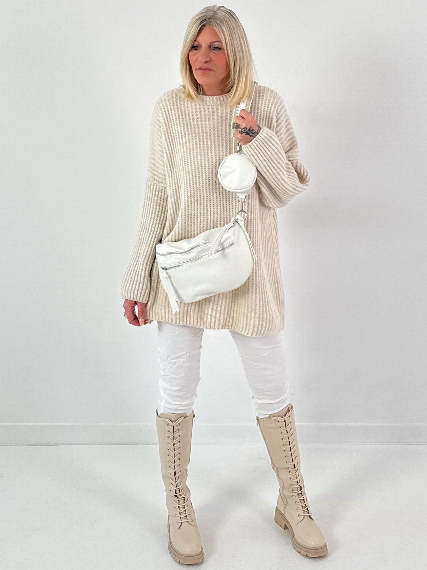 Crossbody bag in leather look, model "The Edit Bag" - white