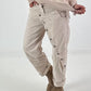 Hose mit elastischem Bund und Knopfleiste quer - beige