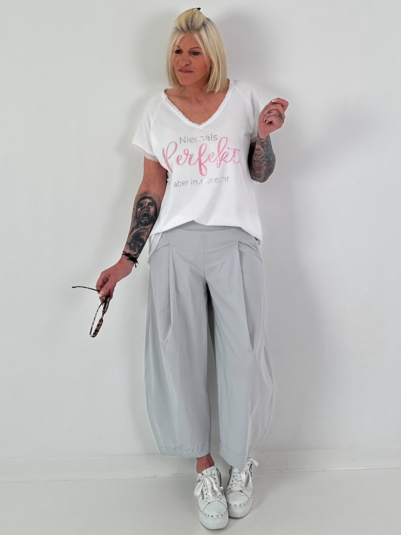 T-Shirt mit Statement Print - weiss