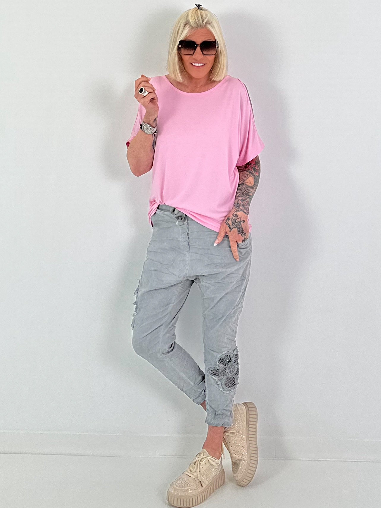 T-shirt with cut-outs - pink