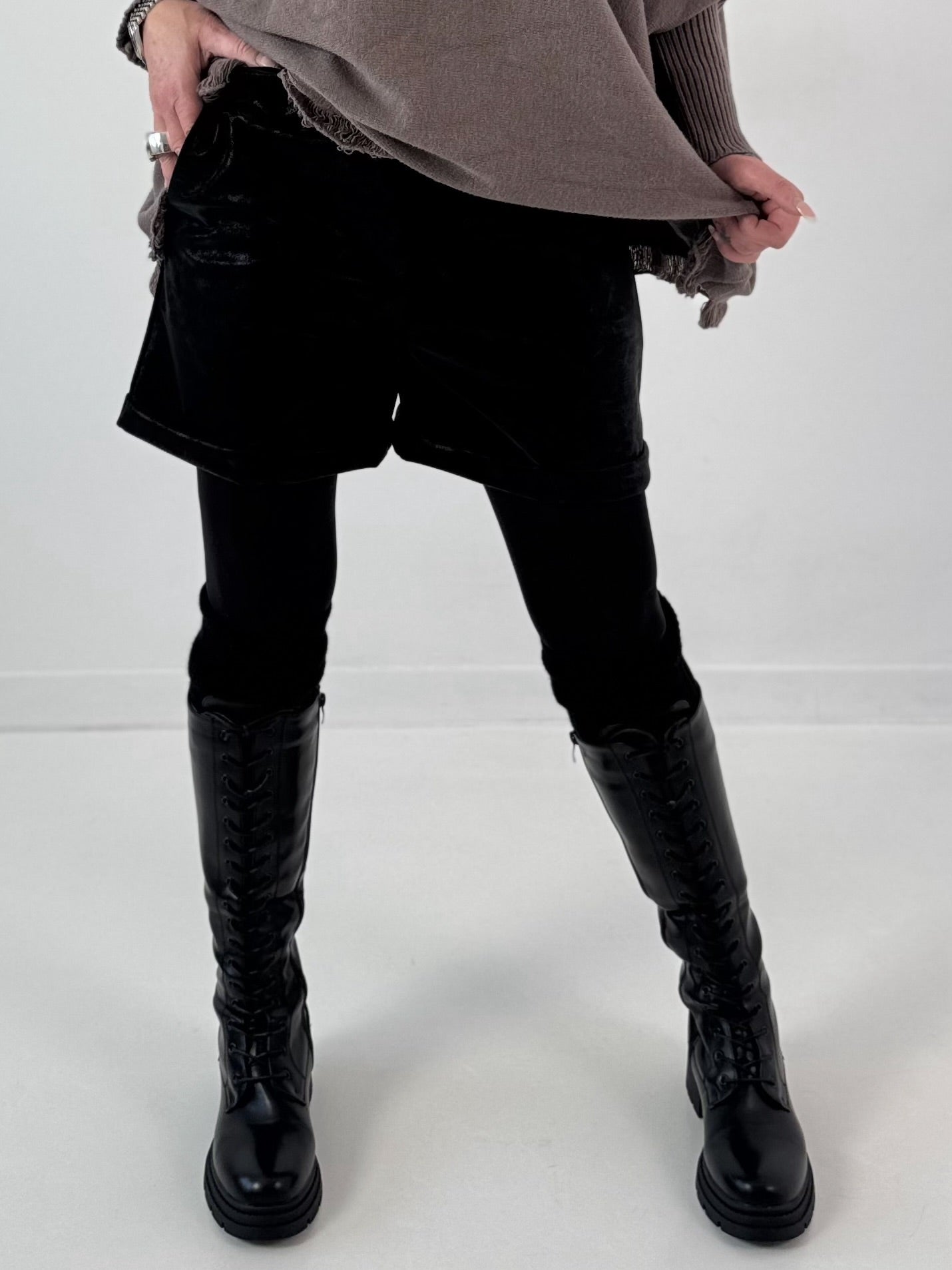 Leather-look shorts, model "Velvet Shine" - black