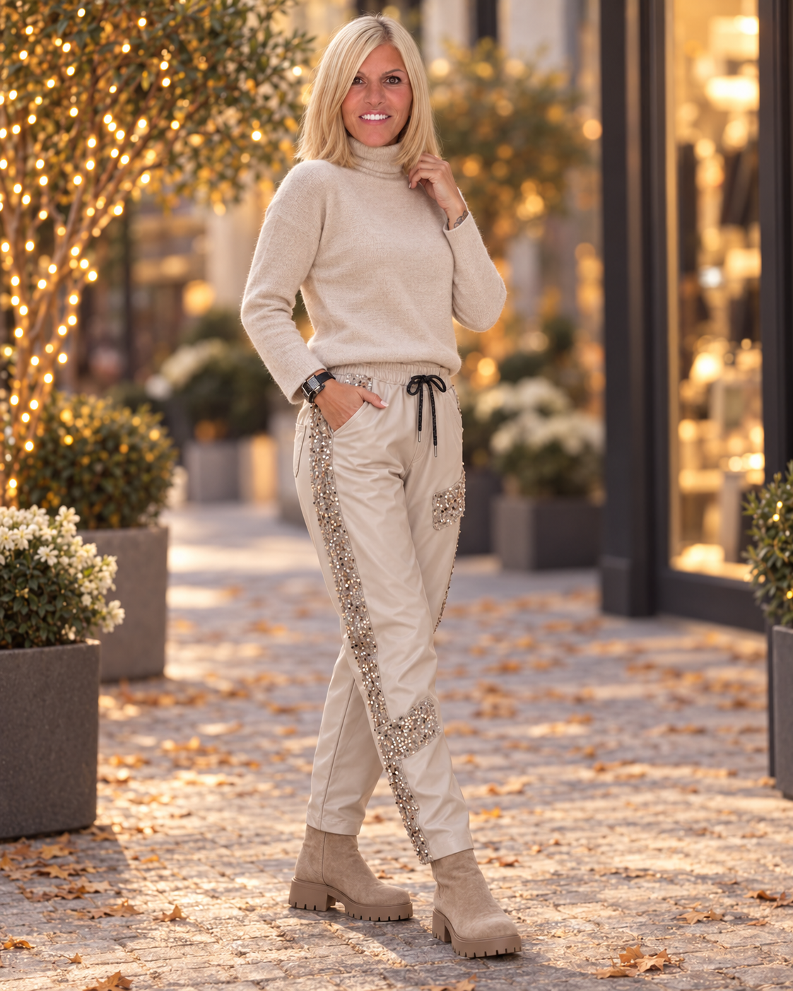 Basic Rollkragenpullover - beige