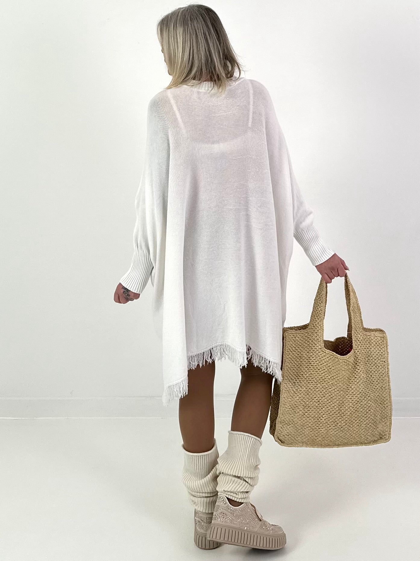 Strickkleid mit Fransen - weiss