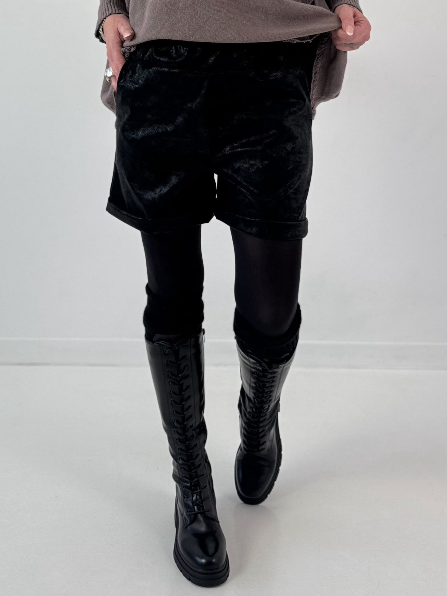Leather-look shorts, model "Velvet Shine" - black