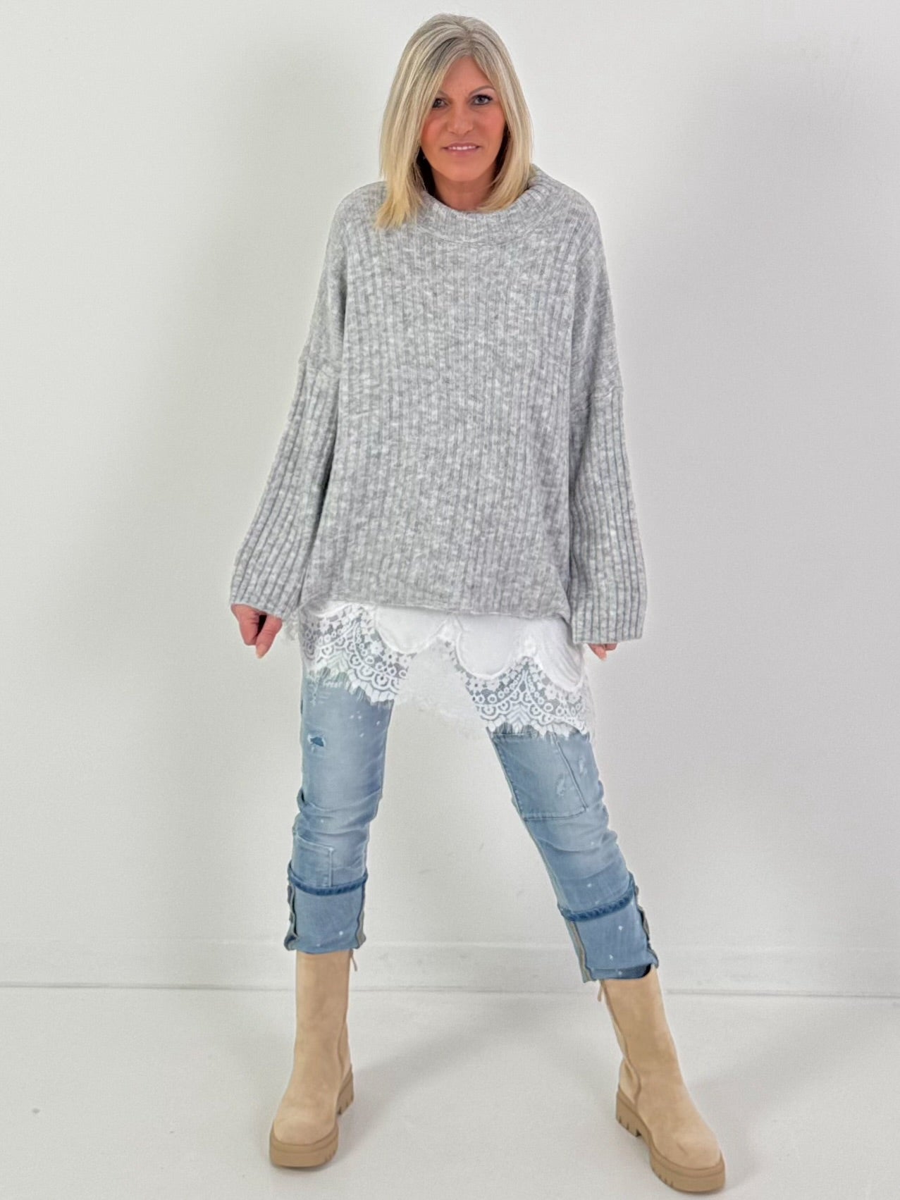 Pullover Modell "Feather Touch" - grau ( lieferbar ab 22.01.25)