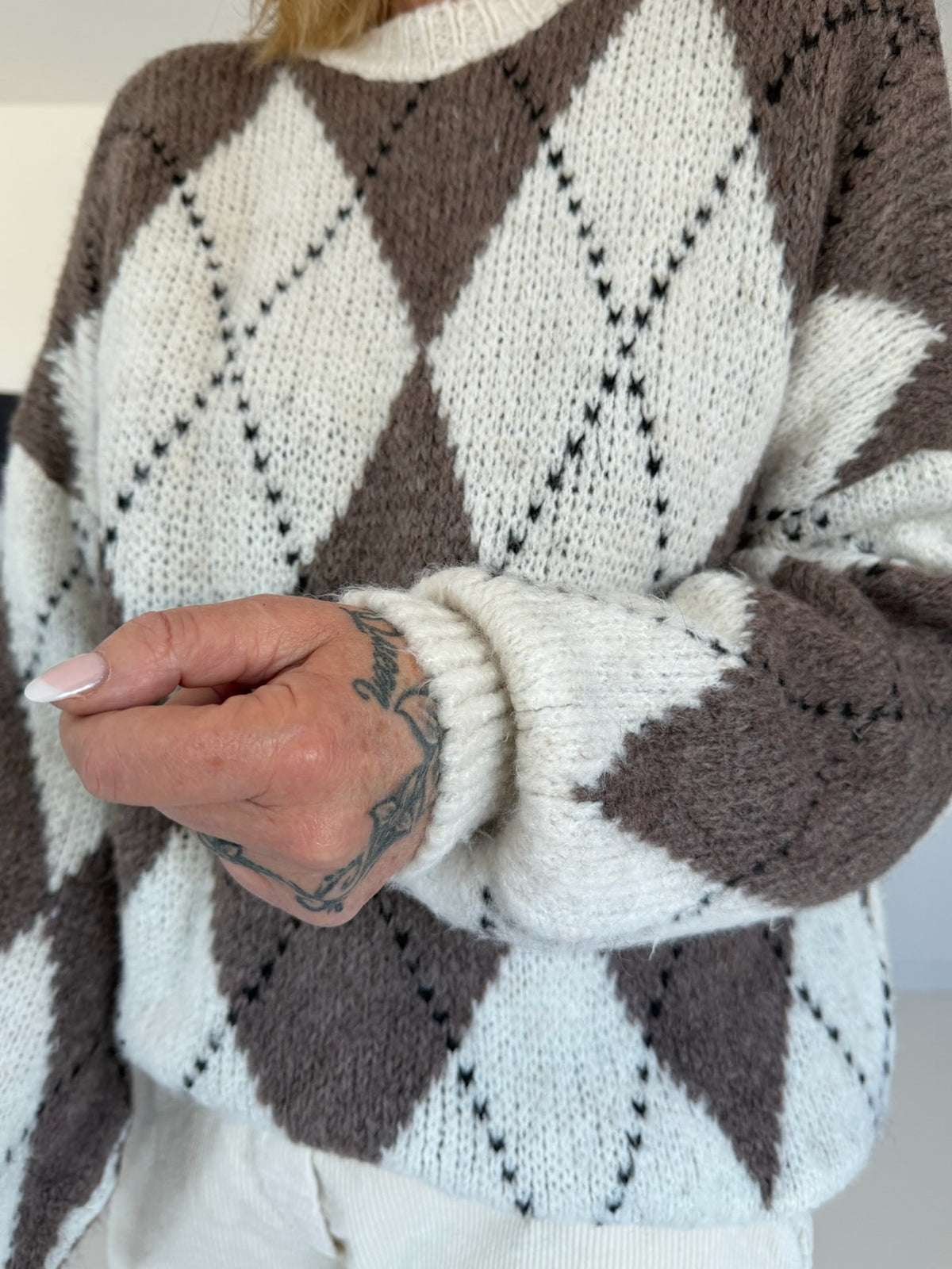 Zachte trui met ruitpatroon - beige-taupe
