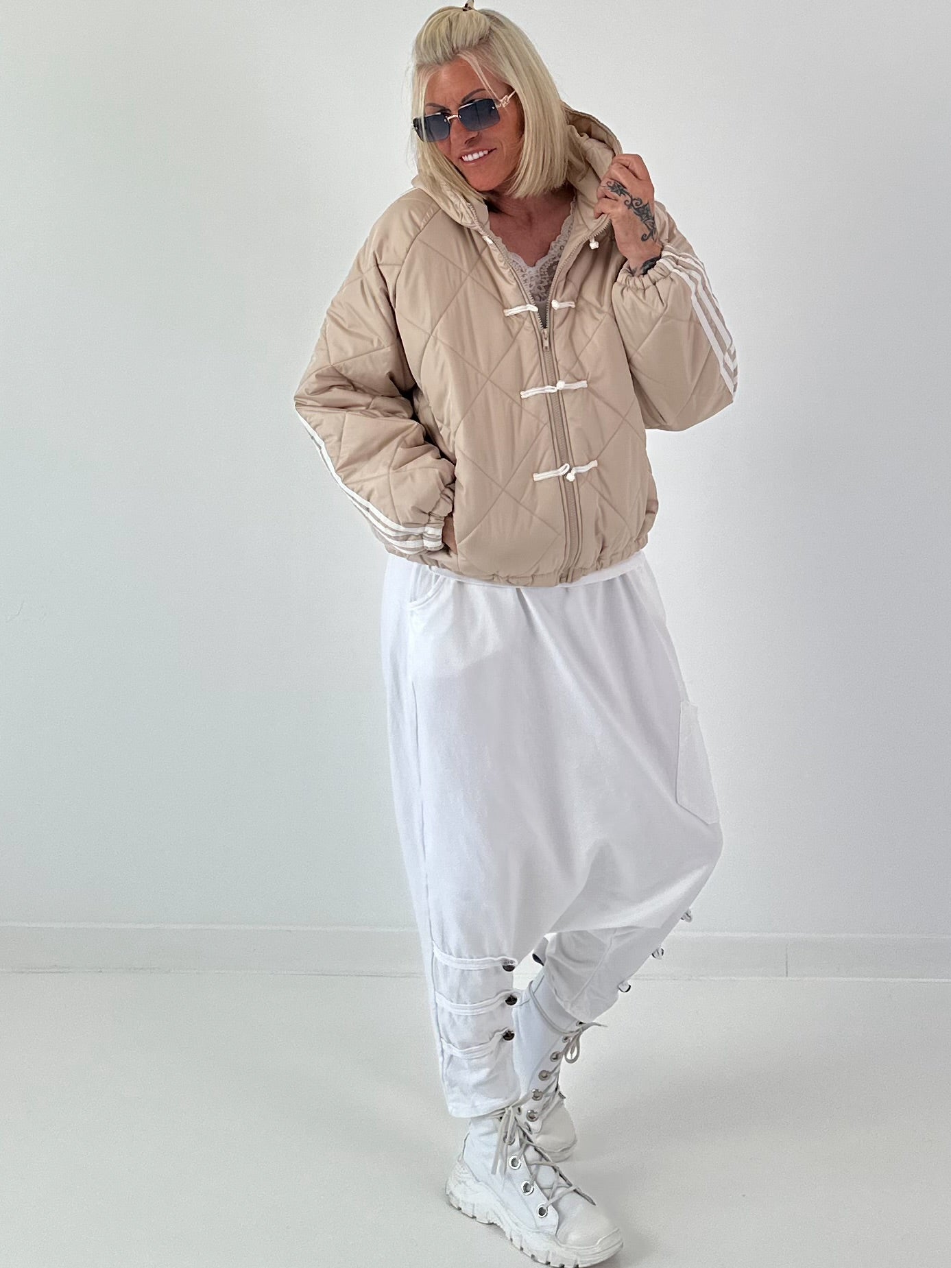Bomberjacke mit Kapuze - beige