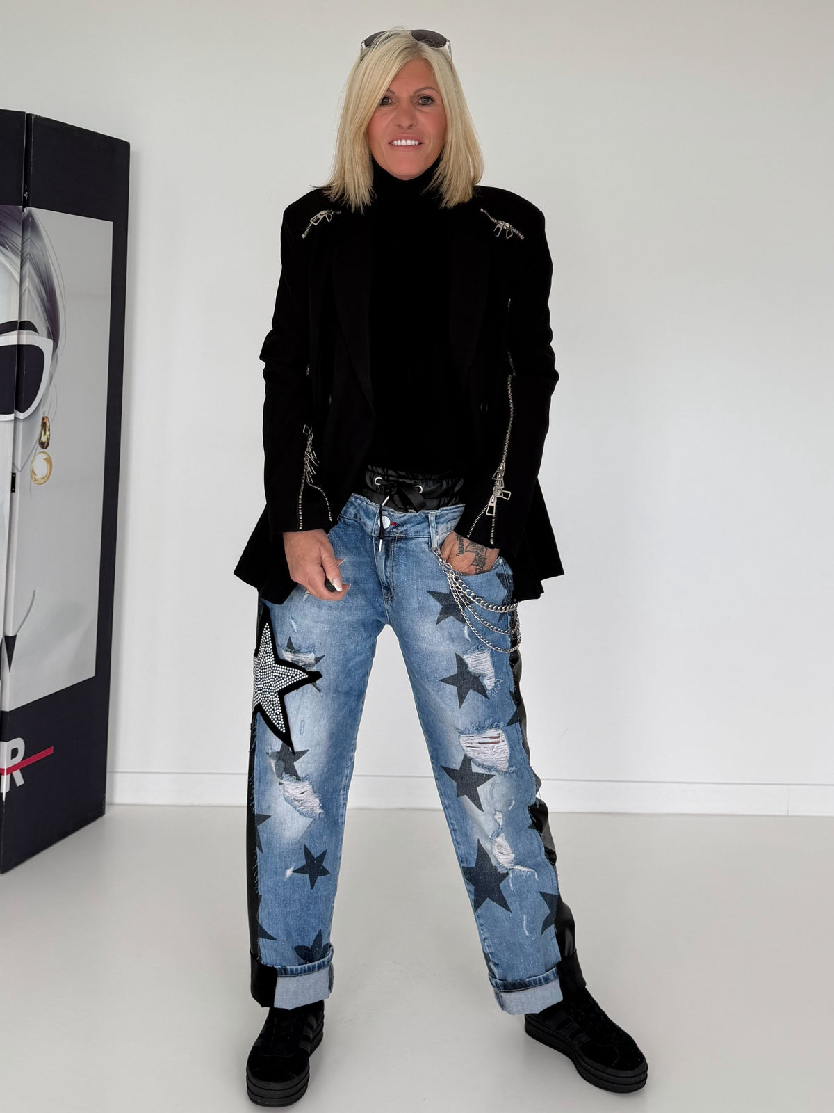 Stylischer Blazer mit Reißverschlüssen  - schwarz